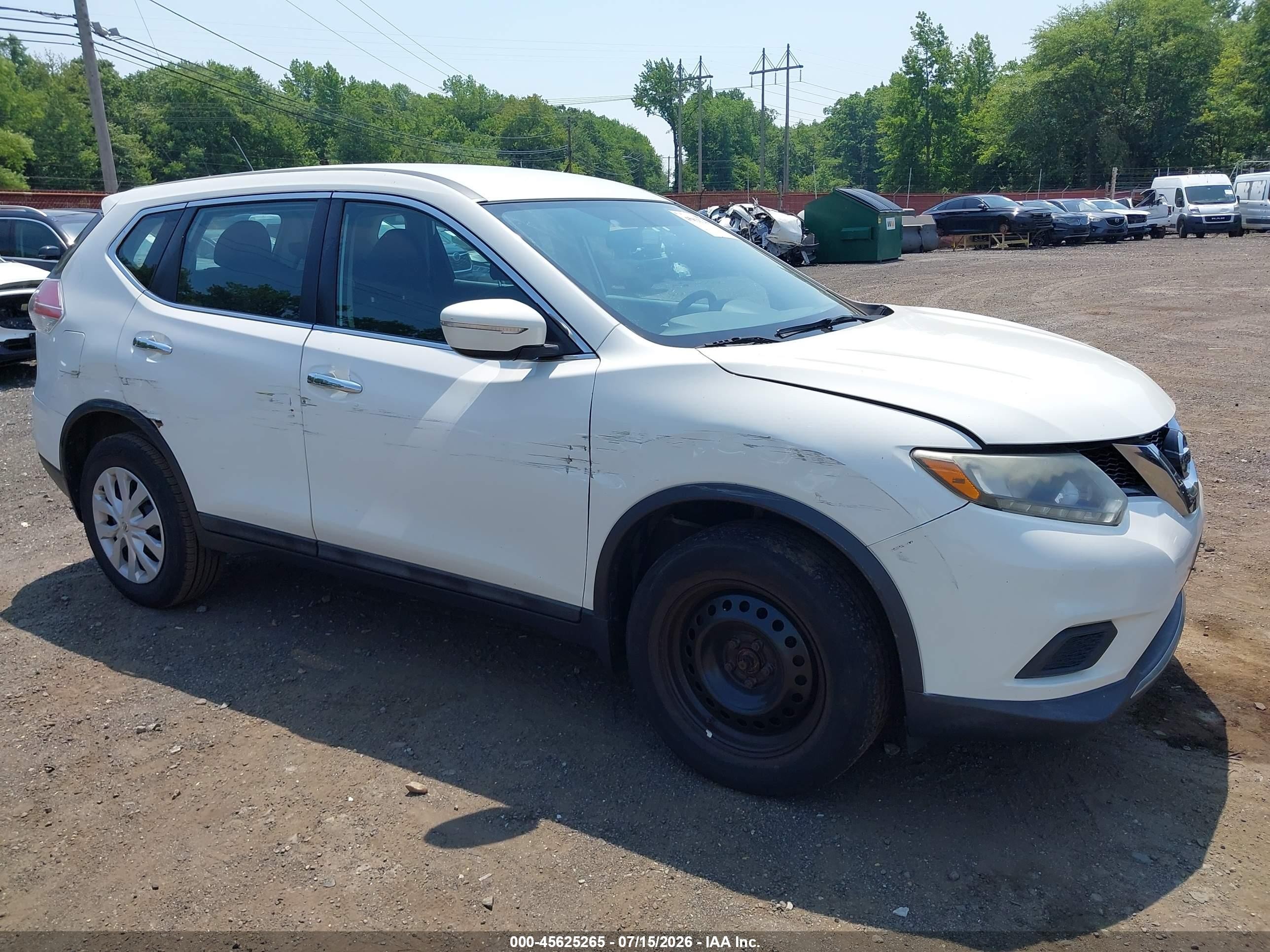 2015 Nissan Rogue S White vin: 5N1AT2MV6FC855270