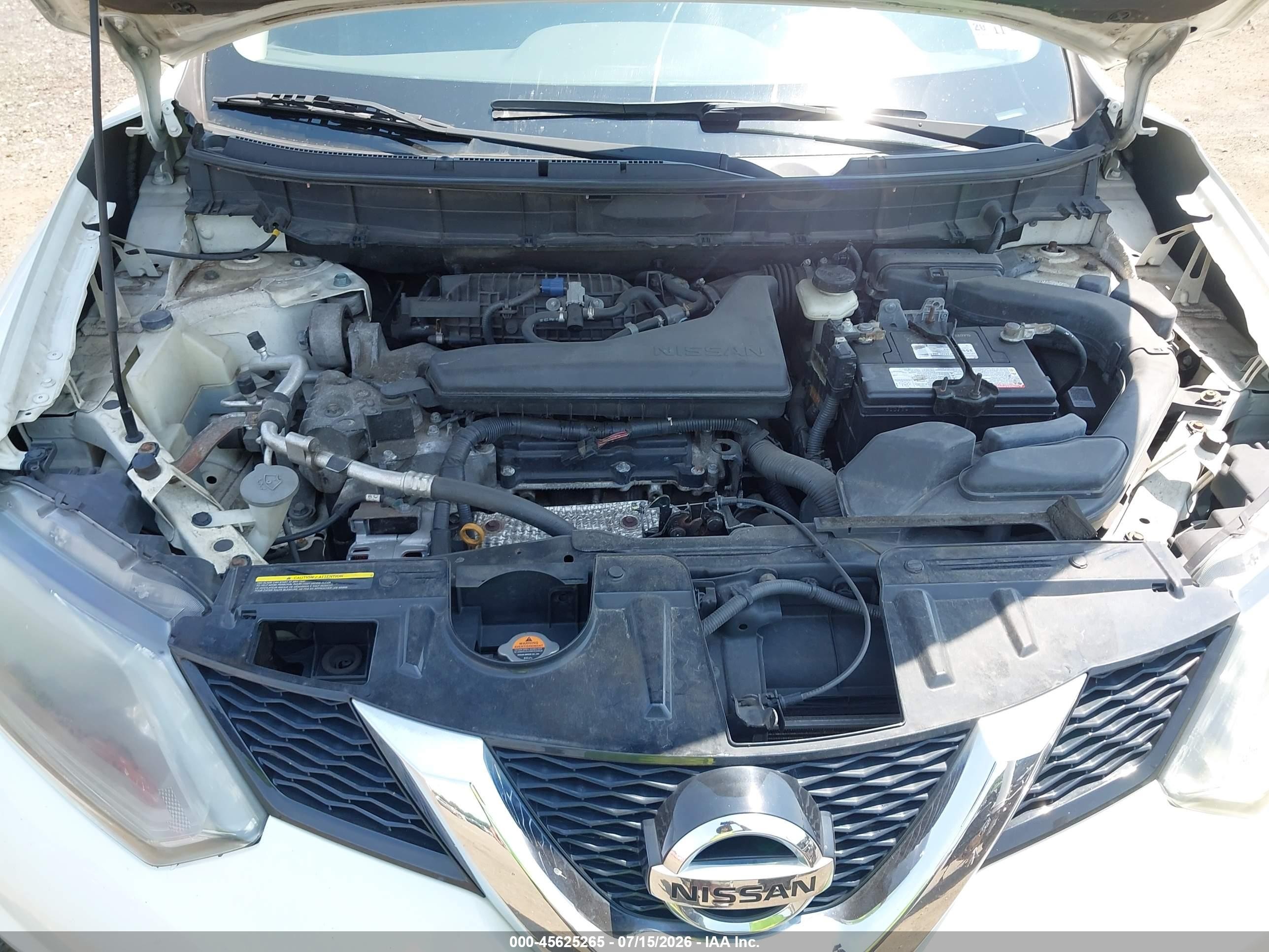 2015 Nissan Rogue S White vin: 5N1AT2MV6FC855270