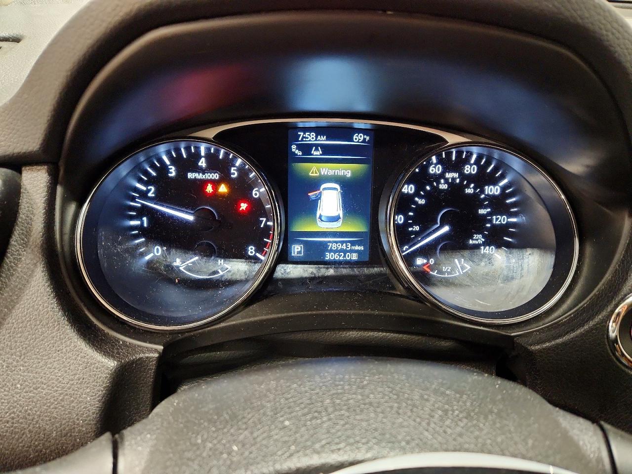 2015 Nissan Rogue Sv White vin: 5N1AT2MV6FC866012