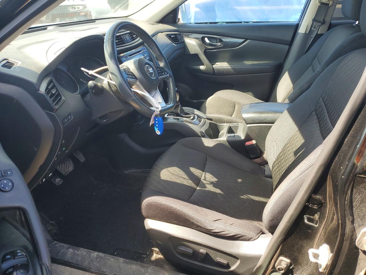 2017 Nissan Rogue Sv Черный vin: 5N1AT2MV6HC754197