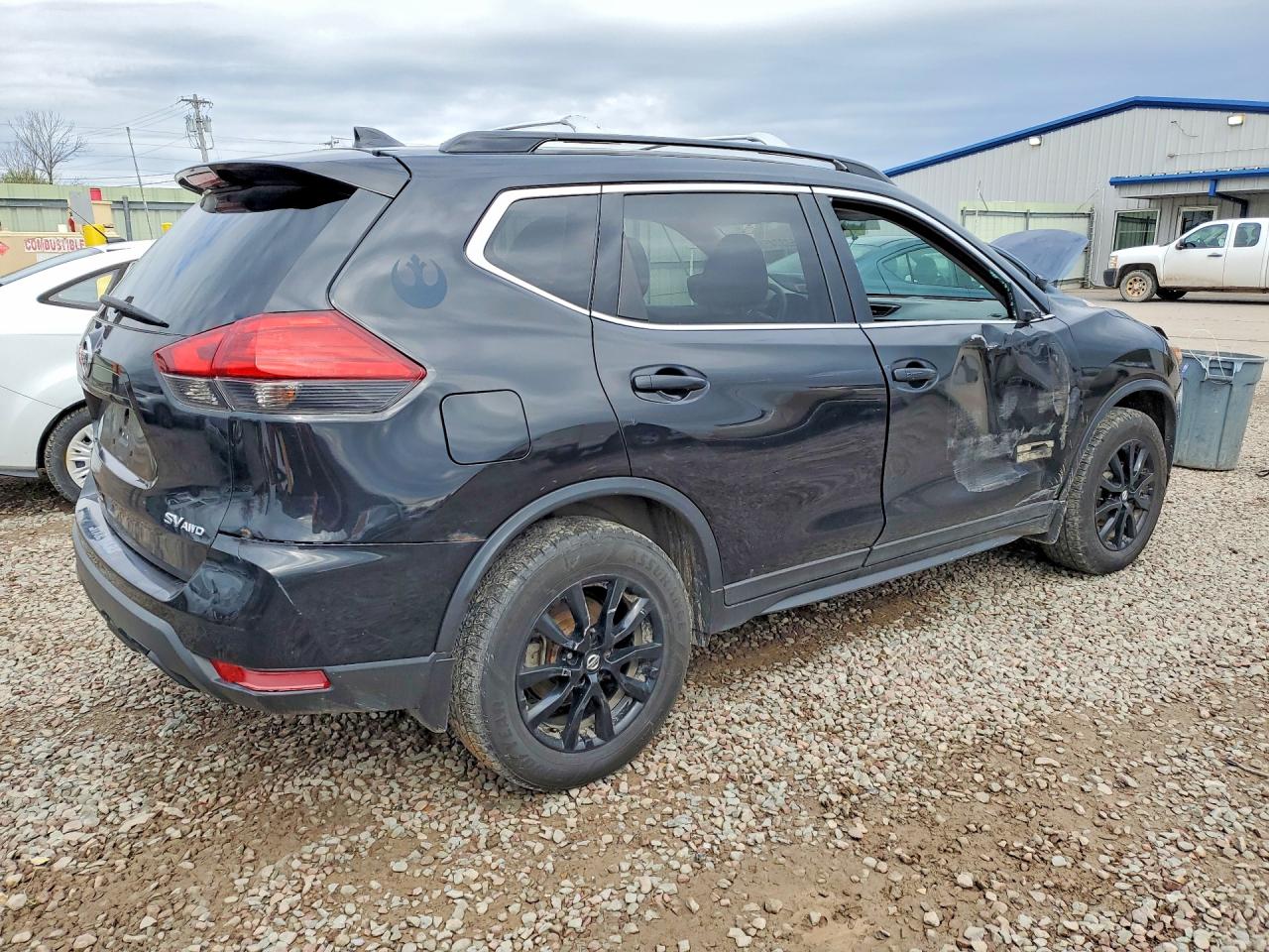 2017 Nissan Rogue Sv Черный vin: 5N1AT2MV6HC754197