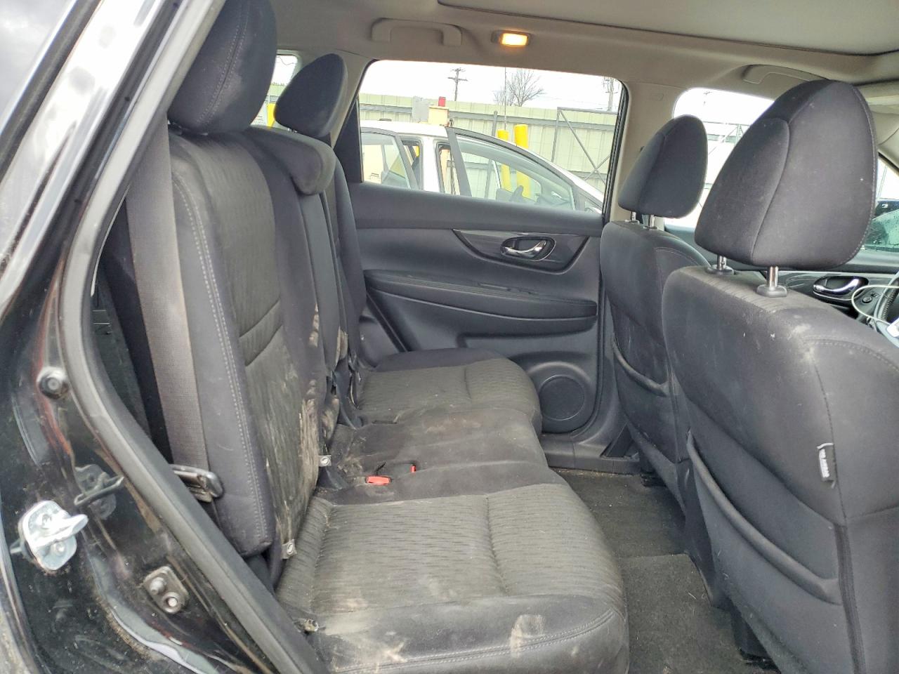 2017 Nissan Rogue Sv Черный vin: 5N1AT2MV6HC754197