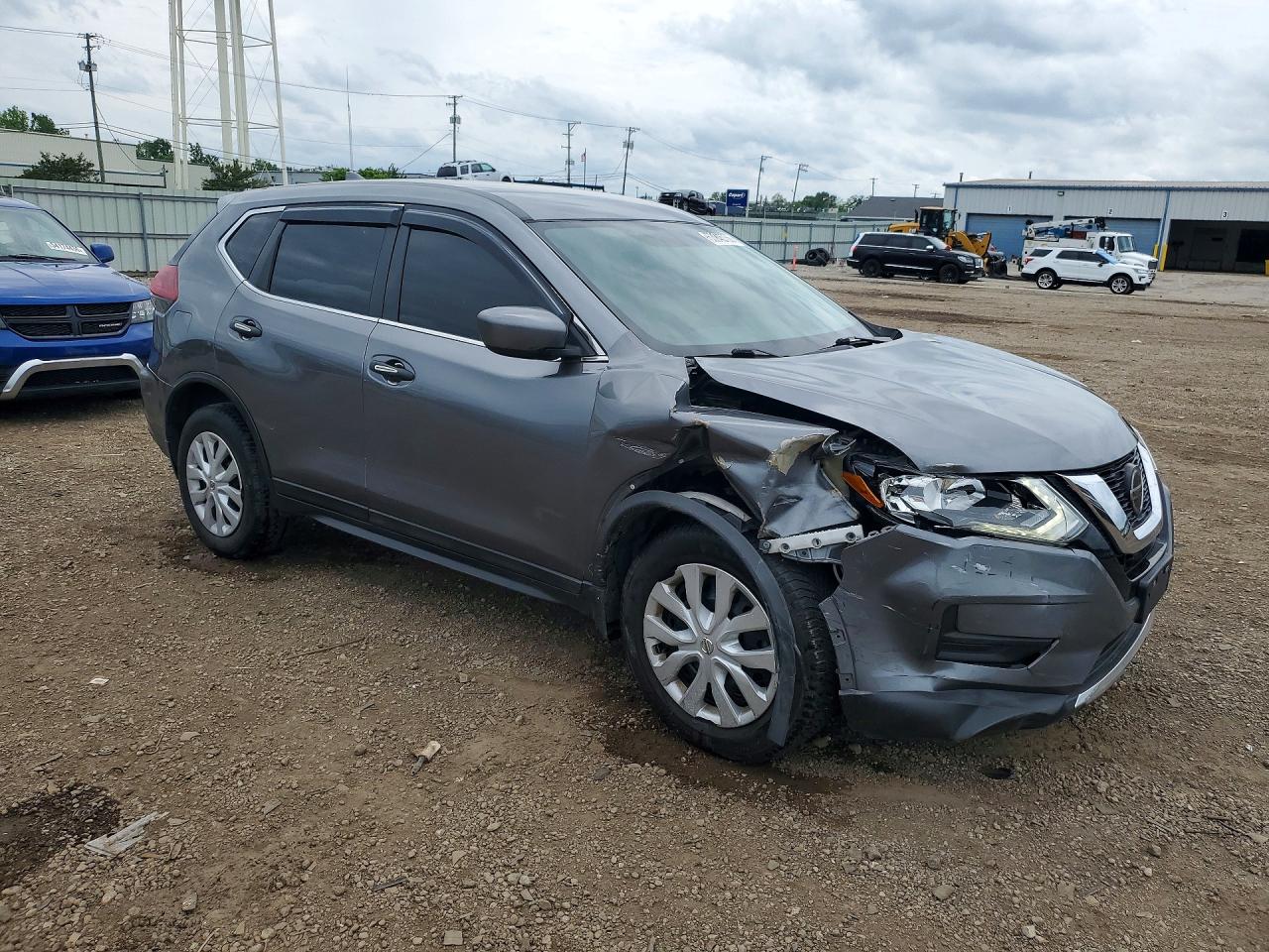 2018 Nissan Rogue S Серый vin: 5N1AT2MV6JC744985
