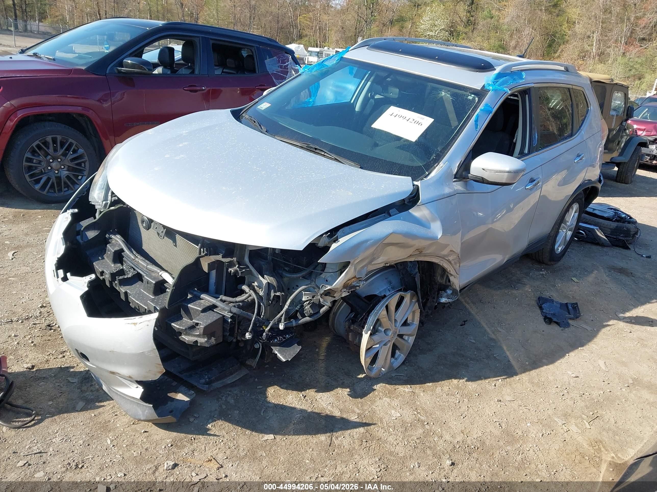 2014 Nissan Rogue Sv Silver vin: 5N1AT2MV7EC758237