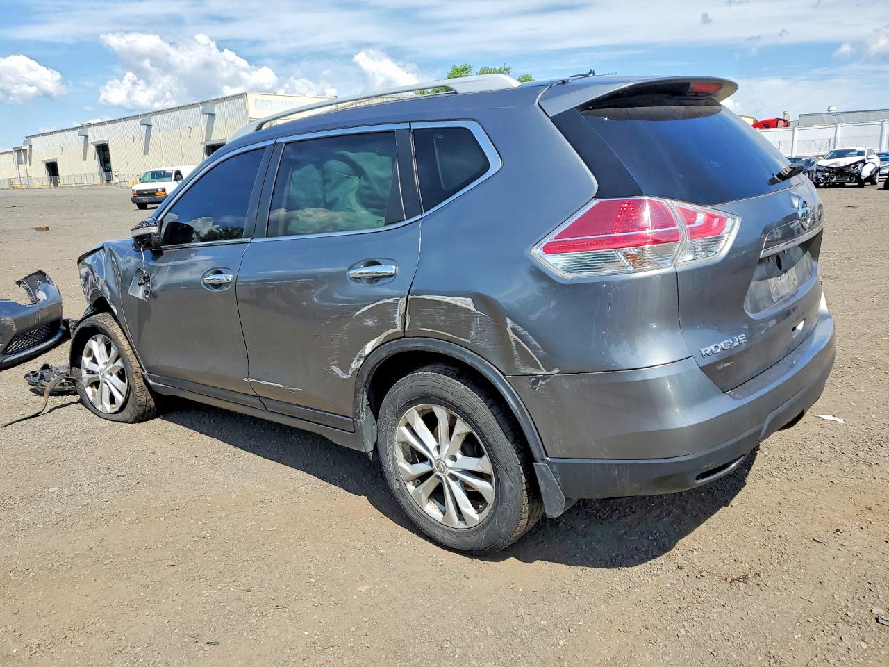 2014 Nissan Rogue Sv Серебряный vin: 5N1AT2MV7EC786555