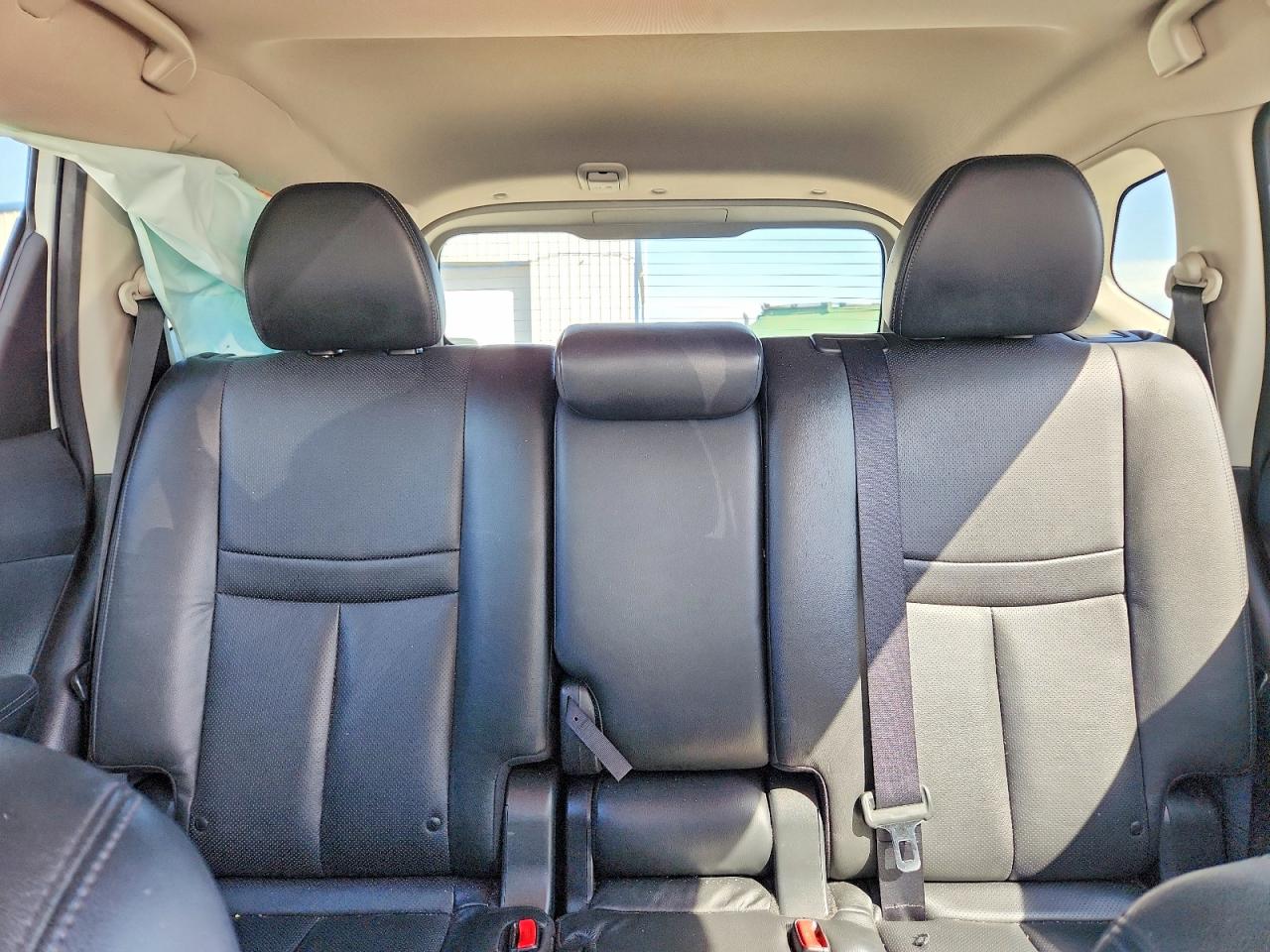 2014 Nissan Rogue Sl White vin: 5N1AT2MV7EC872349