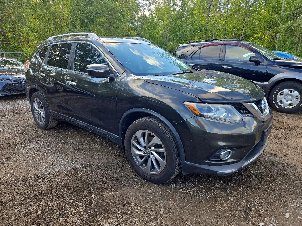 2015 Nissan Rogue S Green vin: 5N1AT2MV7FC753153