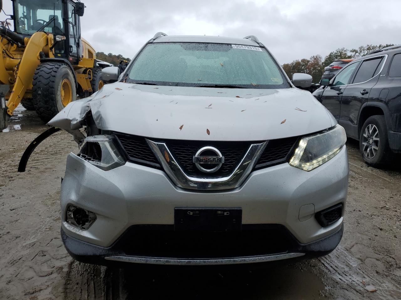 2015 Nissan Rogue S Silver vin: 5N1AT2MV7FC756909