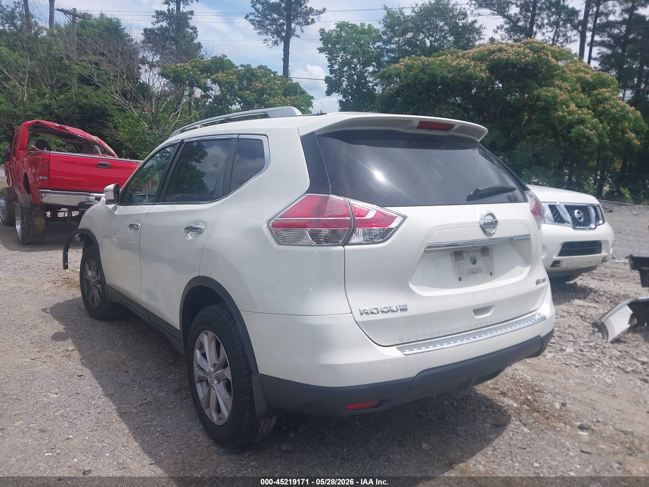 2015 Nissan Rogue Sv White vin: 5N1AT2MV7FC765089