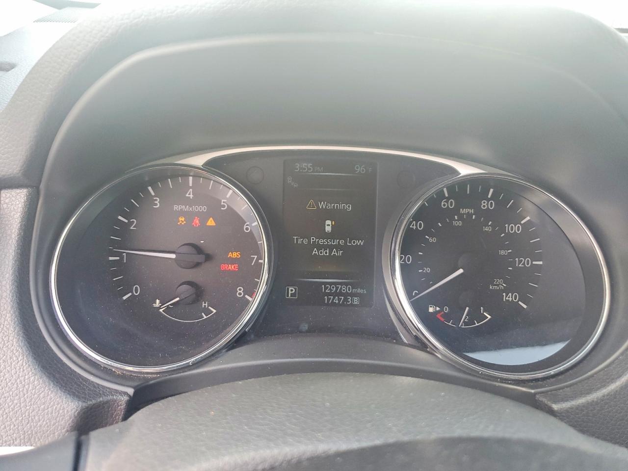 2015 Nissan Rogue Sv White vin: 5N1AT2MV7FC801704