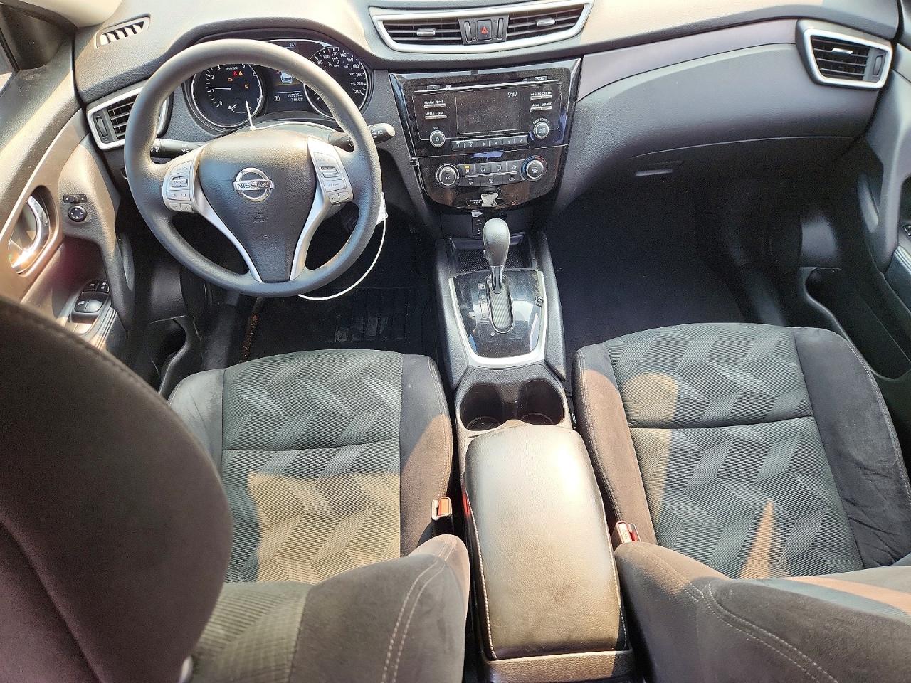2015 Nissan Rogue S White vin: 5N1AT2MV7FC818728