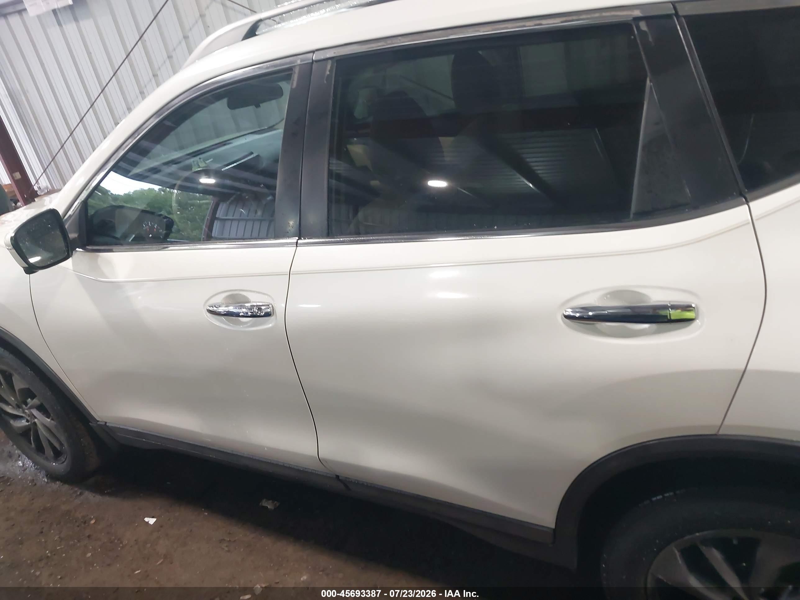 2015 Nissan Rogue Sl White vin: 5N1AT2MV7FC840308