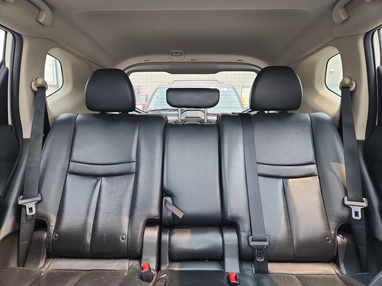 2015 Nissan Rogue Sl White vin: 5N1AT2MV7FC860638