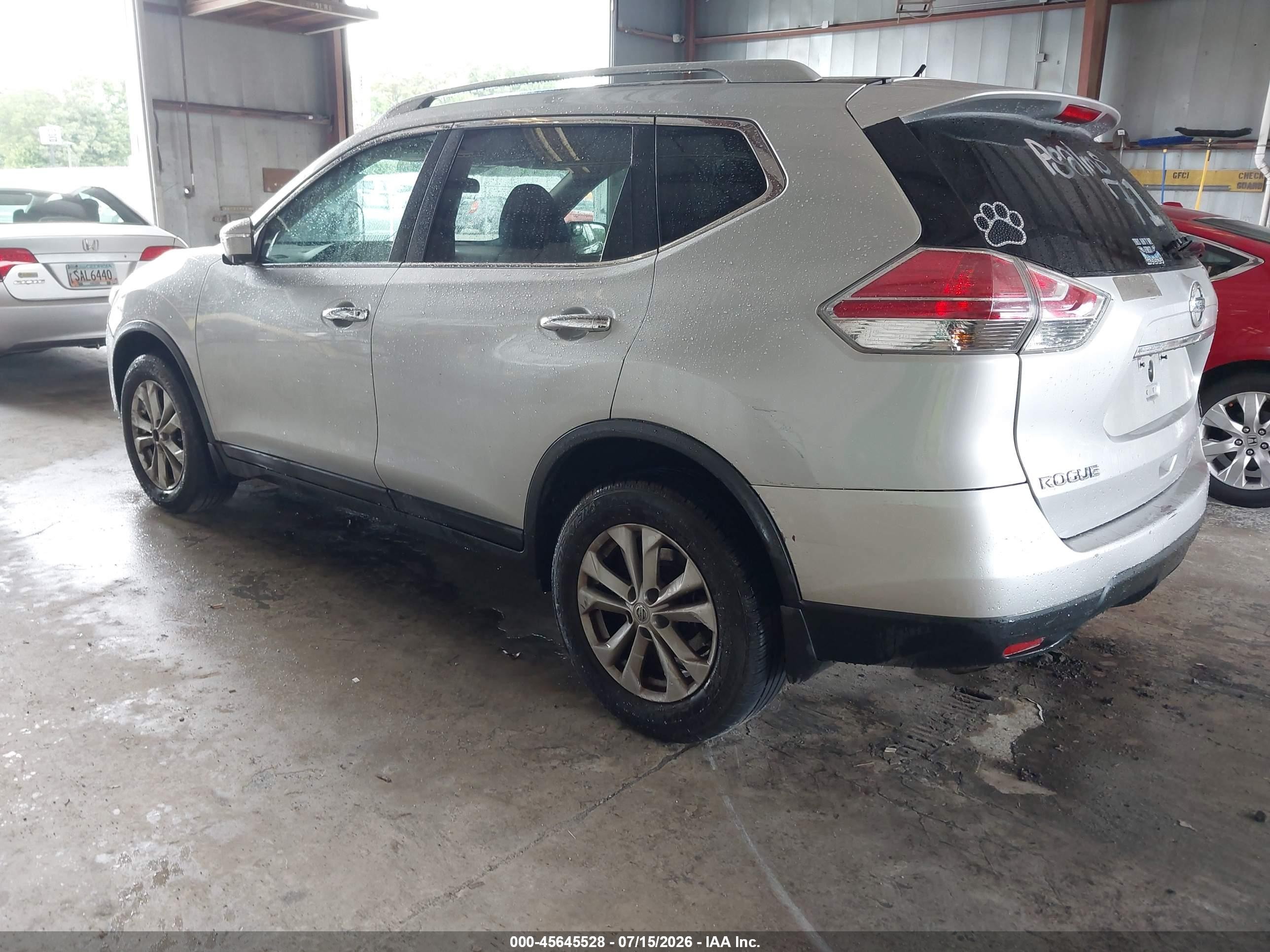 2015 Nissan Rogue Sv Silver vin: 5N1AT2MV7FC876273