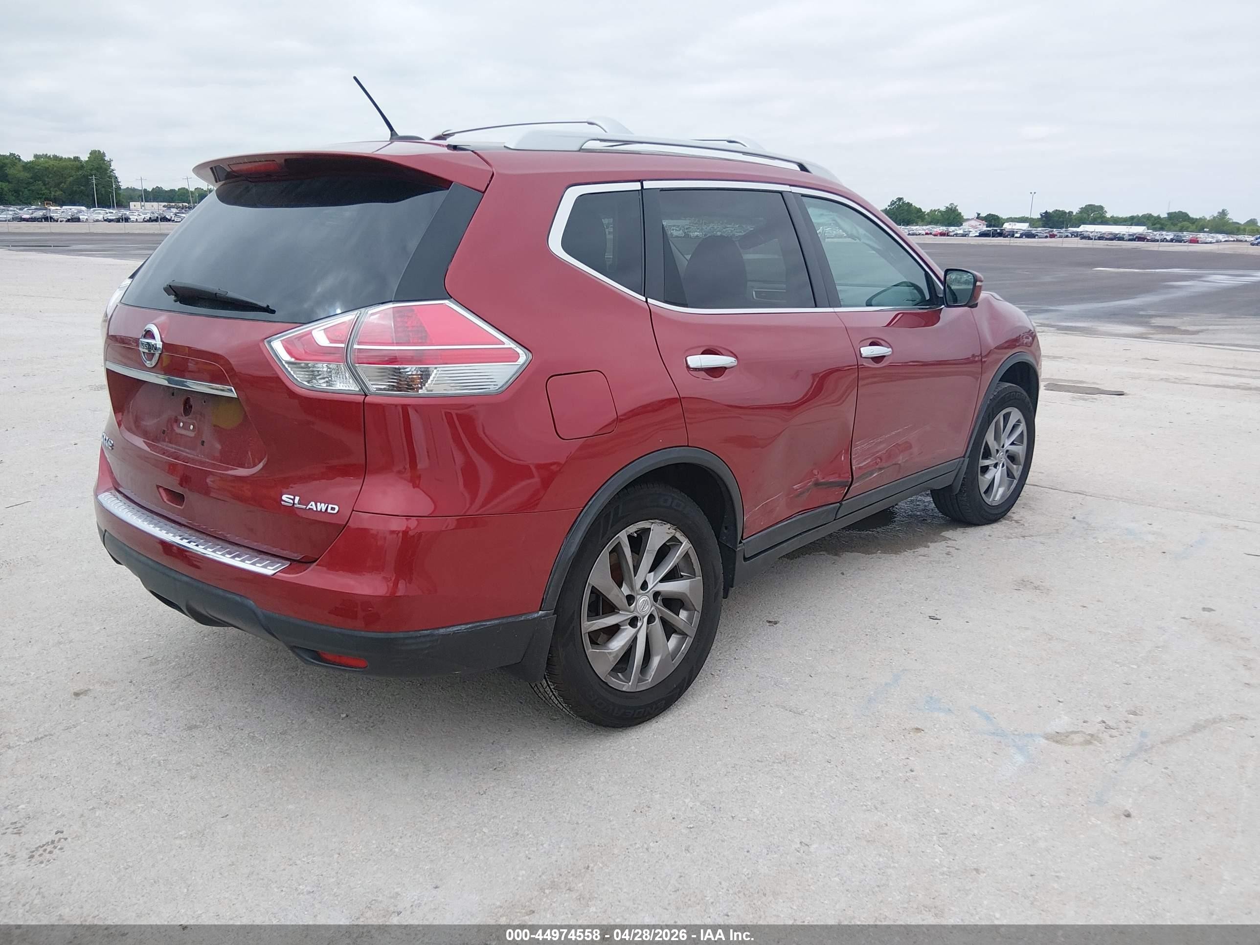 2015 Nissan Rogue S/sl/sv Red vin: 5N1AT2MV7FC886575