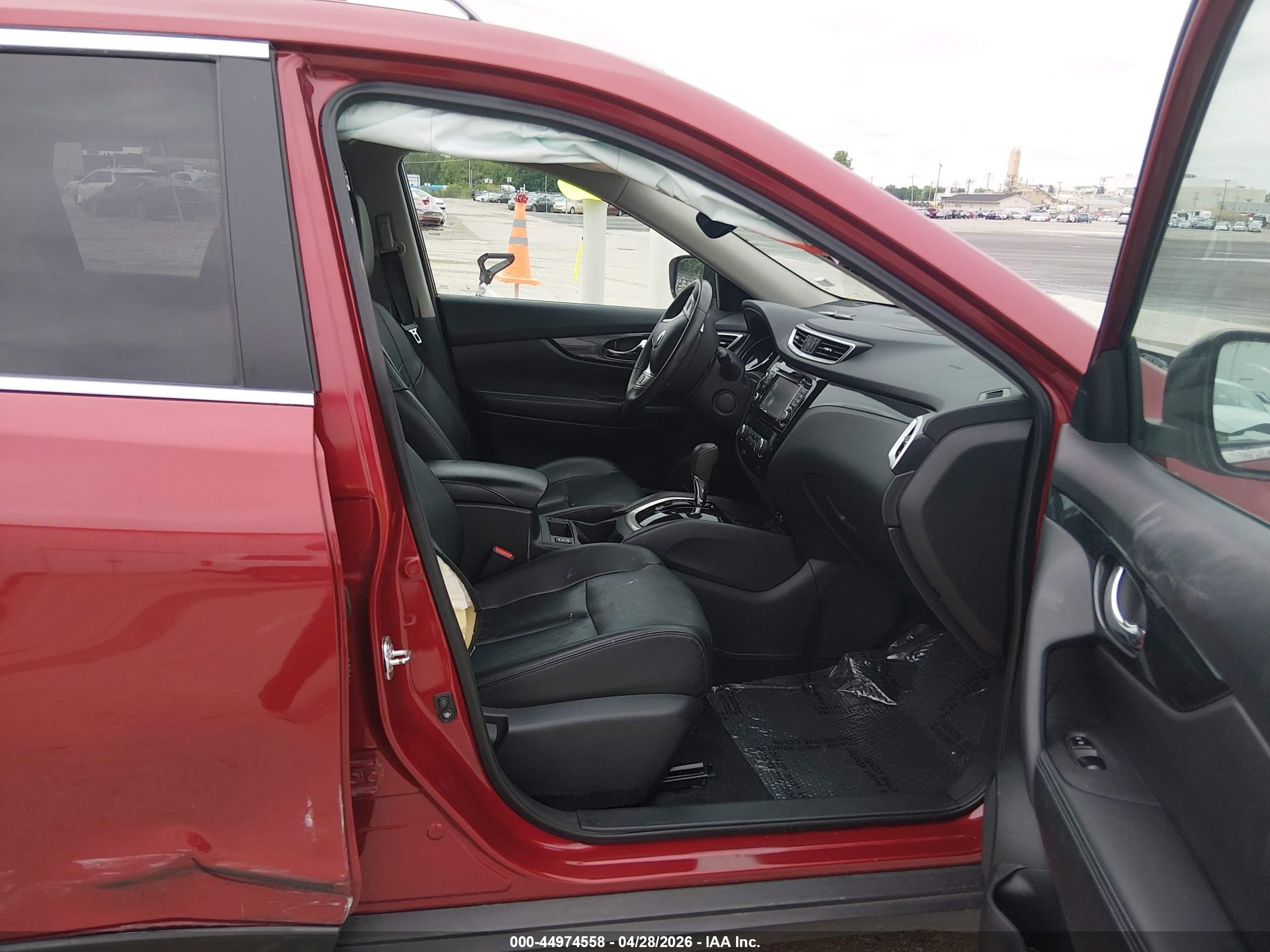 2015 Nissan Rogue S/sl/sv Red vin: 5N1AT2MV7FC886575