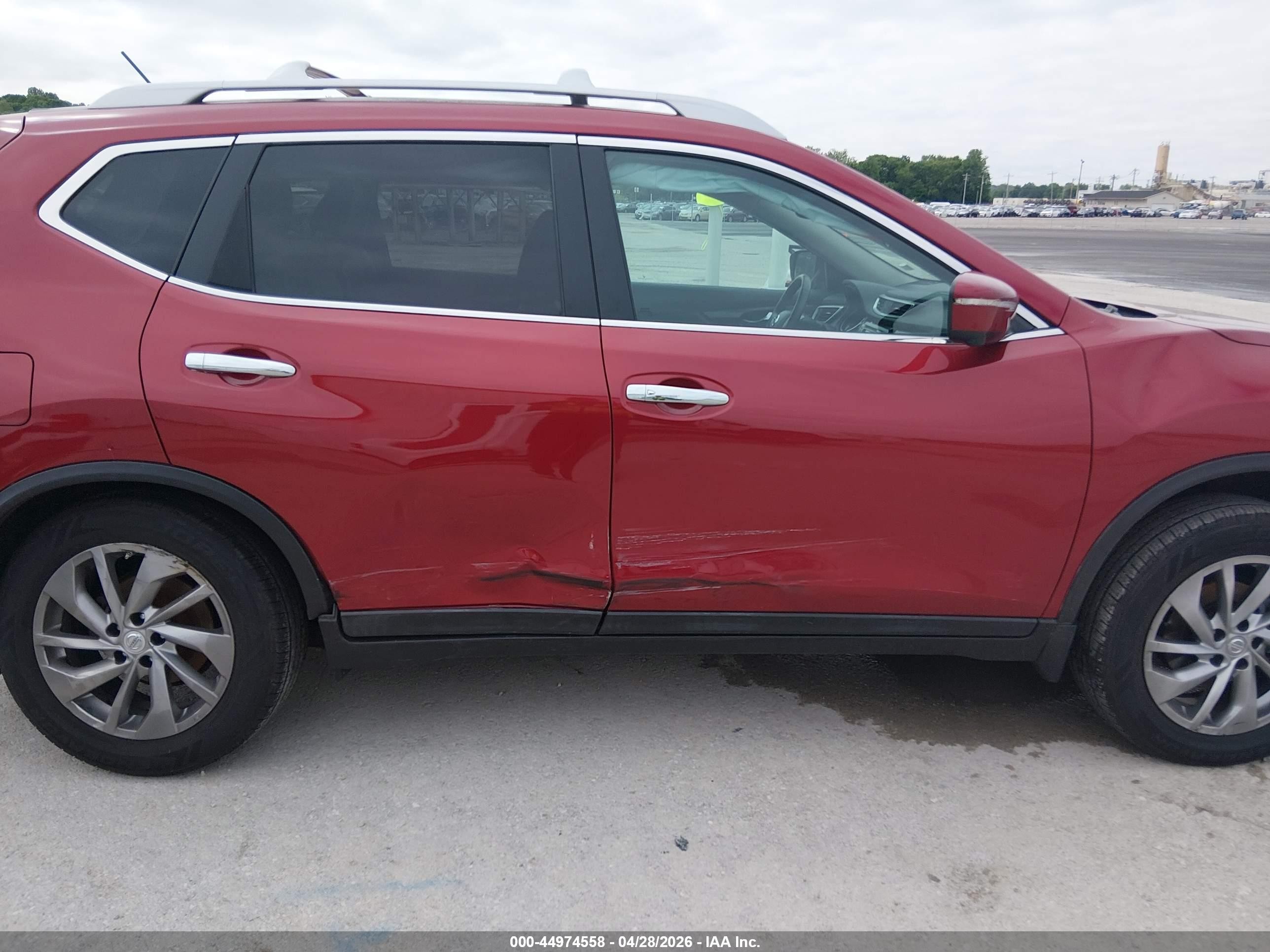 2015 Nissan Rogue S/sl/sv Red vin: 5N1AT2MV7FC886575