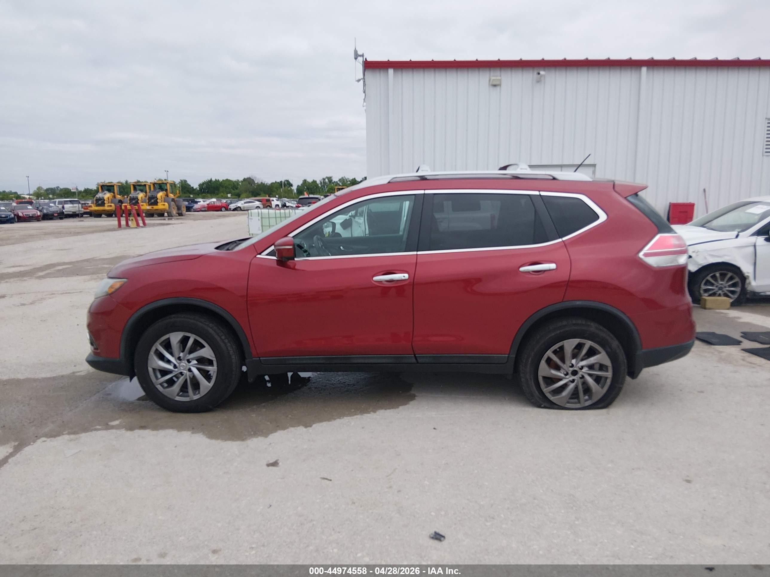2015 Nissan Rogue S/sl/sv Red vin: 5N1AT2MV7FC886575