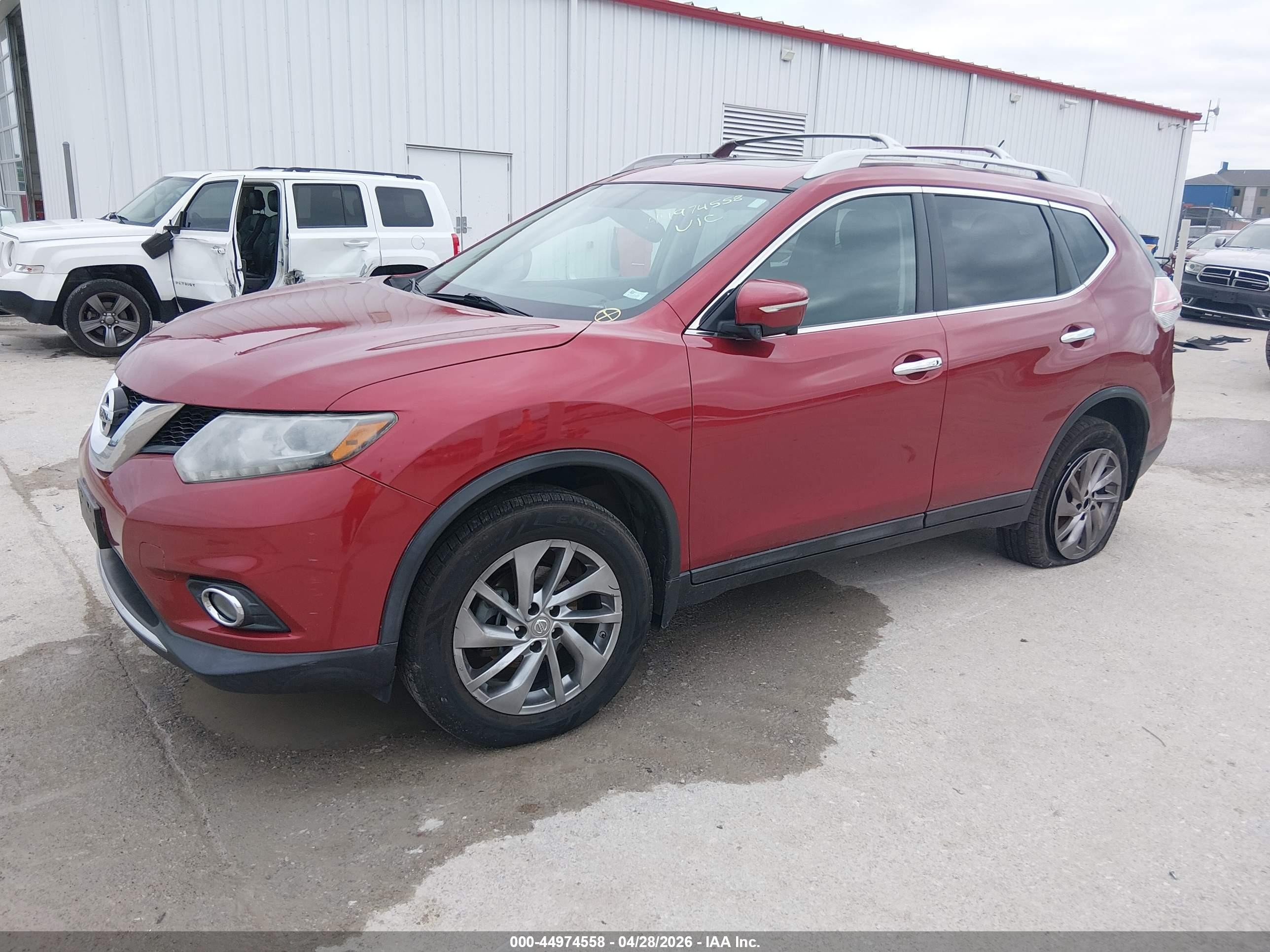 2015 Nissan Rogue S/sl/sv Red vin: 5N1AT2MV7FC886575