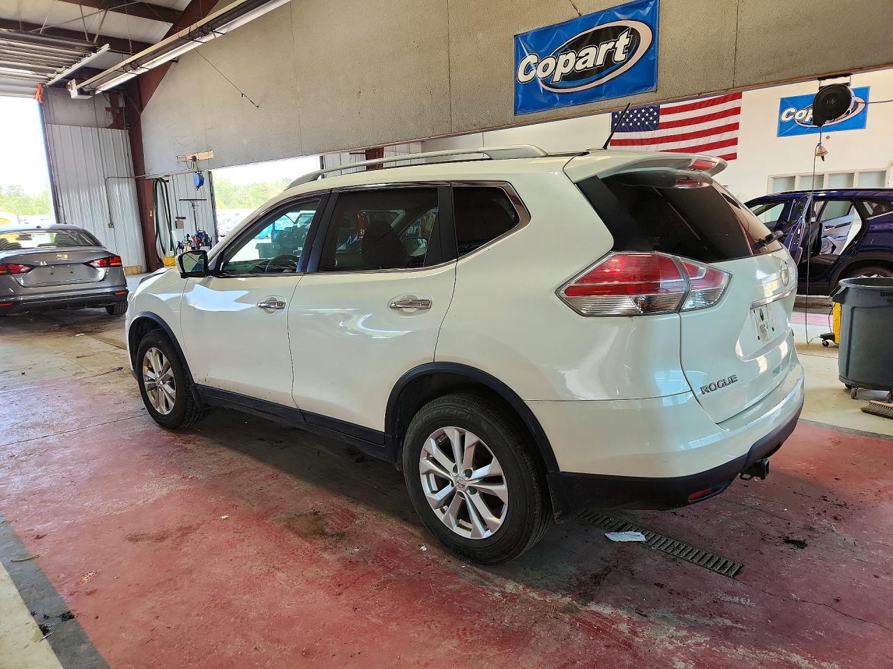 2015 Nissan Rogue Sv White vin: 5N1AT2MV7FC909269