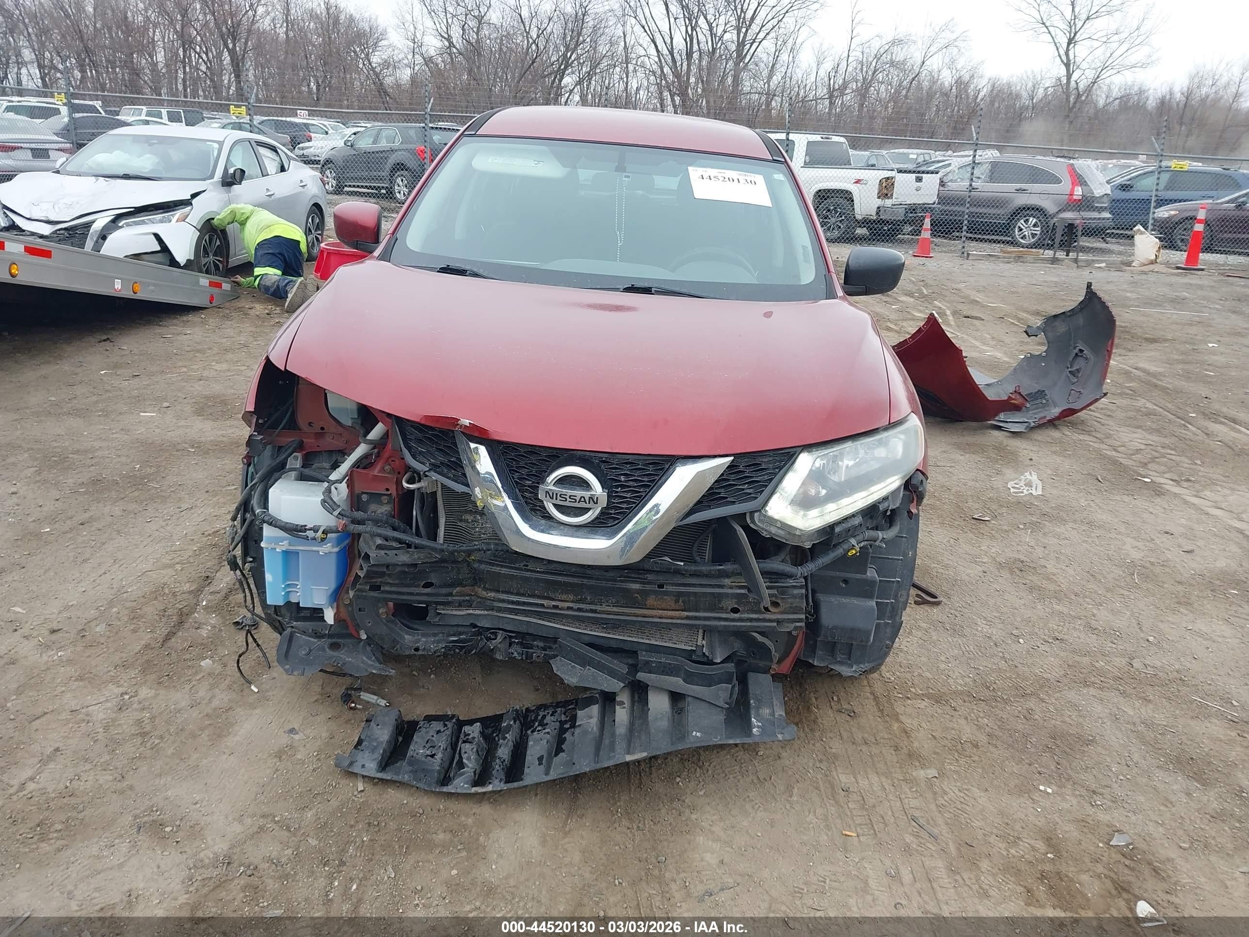 2016 Nissan Rogue S/sl/sv Red vin: 5N1AT2MV7GC811831