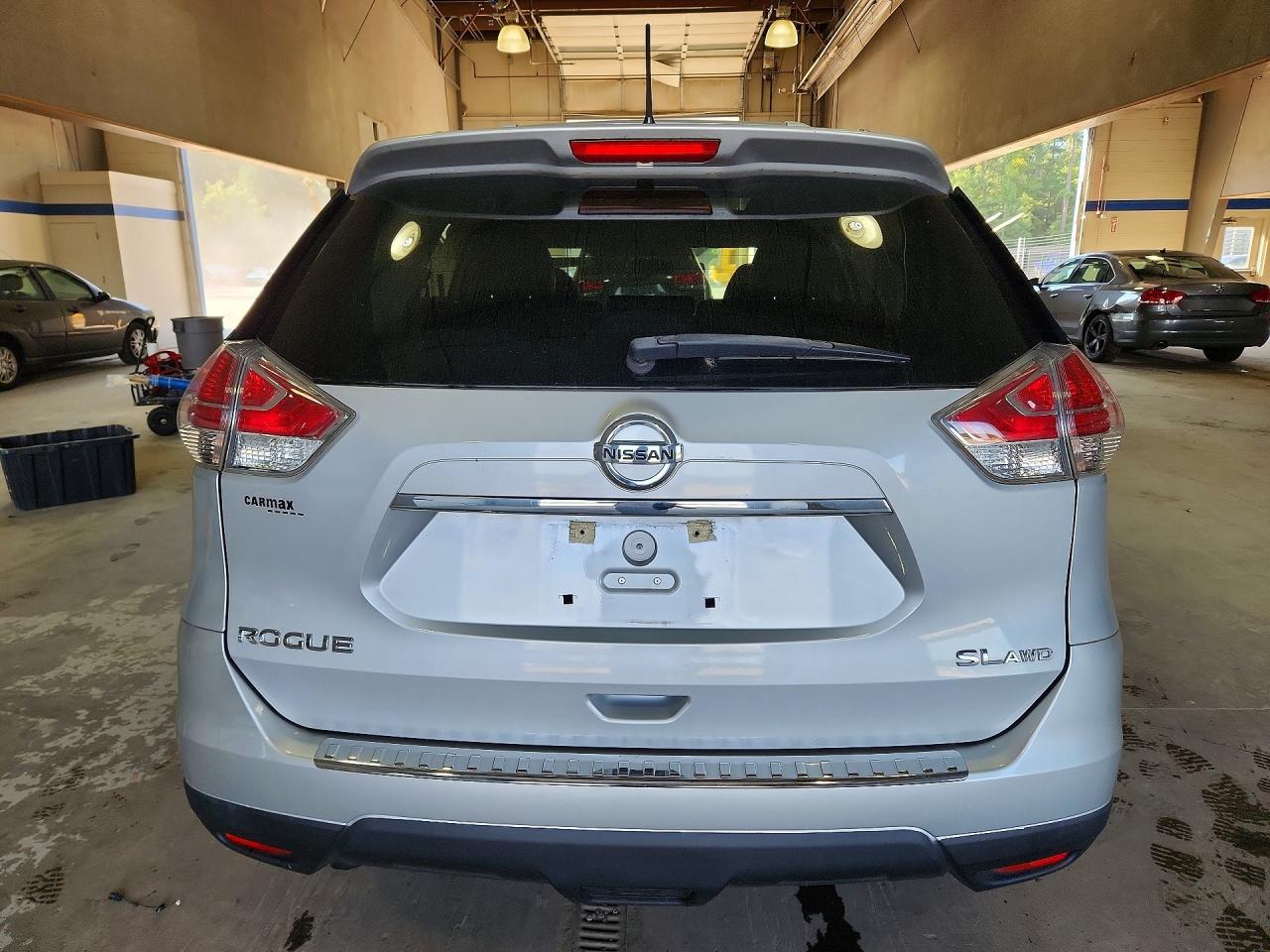 2016 Nissan Rogue Sl Серебряный vin: 5N1AT2MV7GC872113