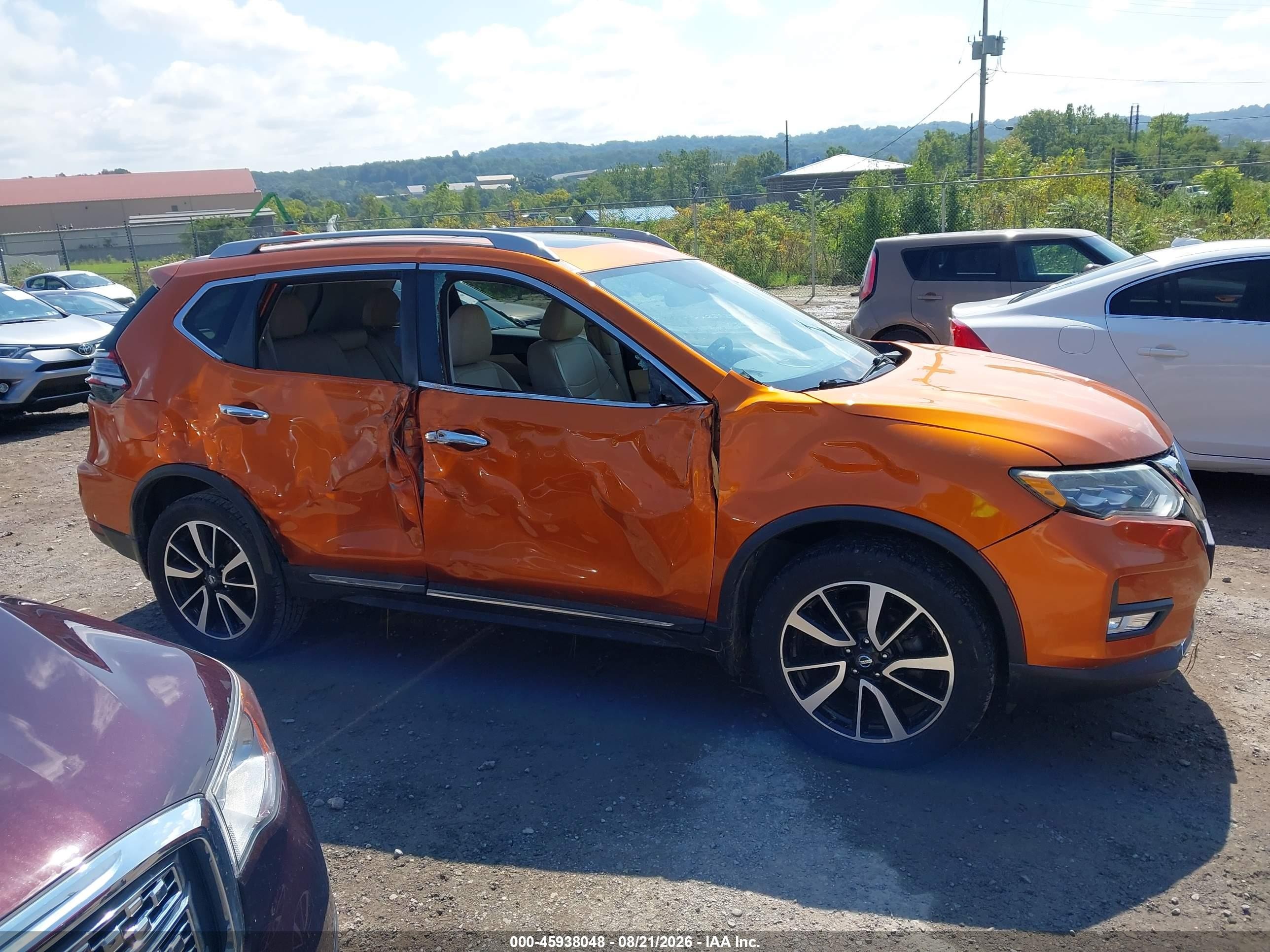 2017 Nissan Rogue Sl Orange vin: 5N1AT2MV7HC829358
