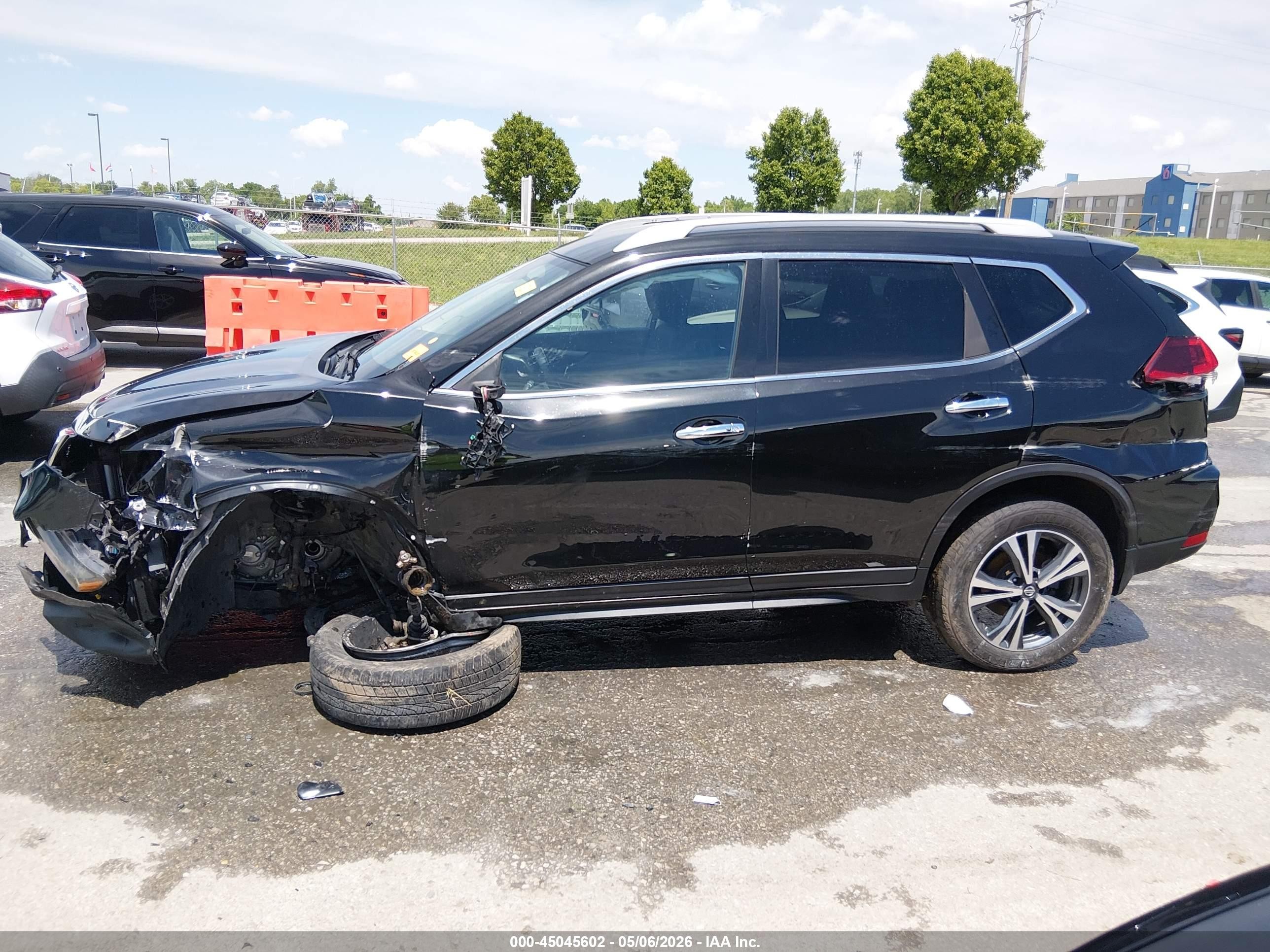 2019 Nissan Rogue Sv Black vin: 5N1AT2MV7KC782808