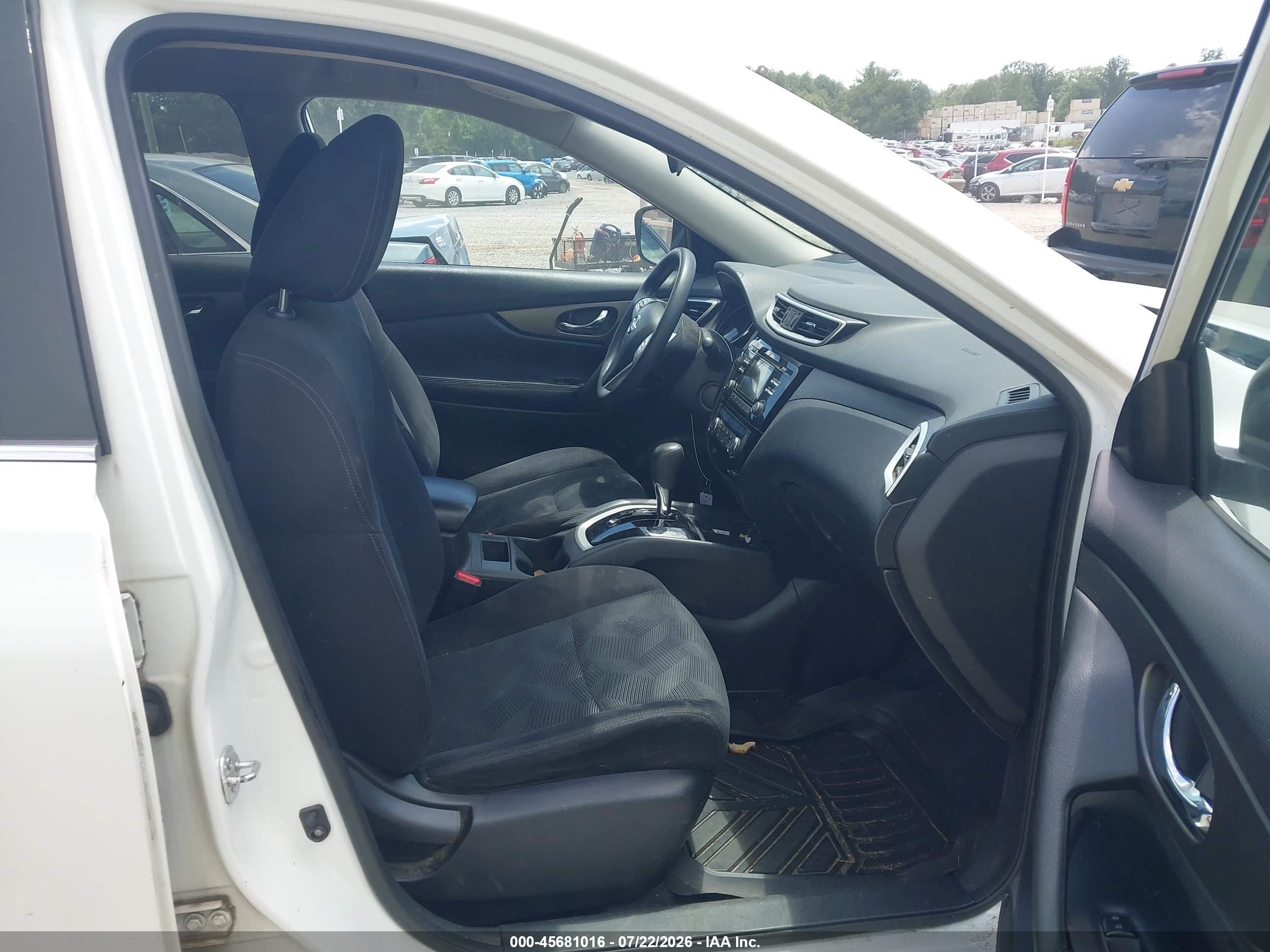 2014 Nissan Rogue Sv White vin: 5N1AT2MV8EC786645