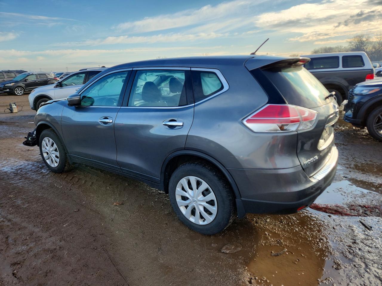 2014 Nissan Rogue S Серый vin: 5N1AT2MV8EC790307
