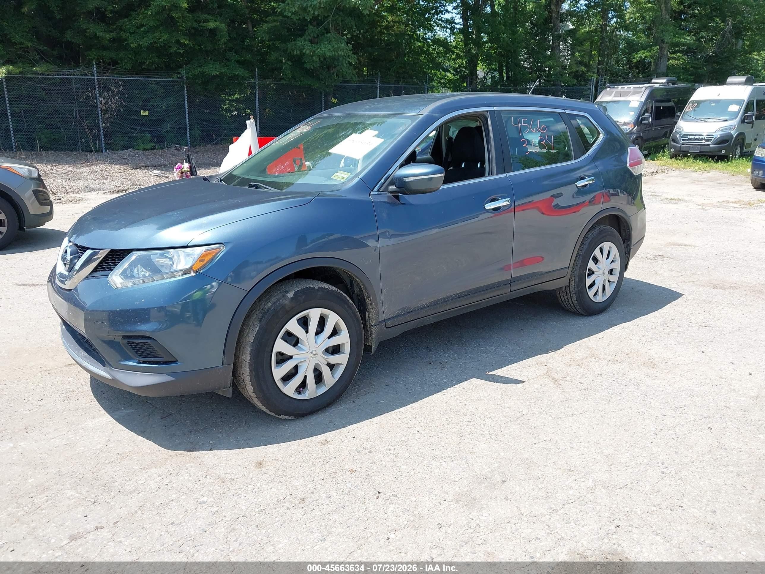 2014 Nissan Rogue S Blue vin: 5N1AT2MV8EC798858