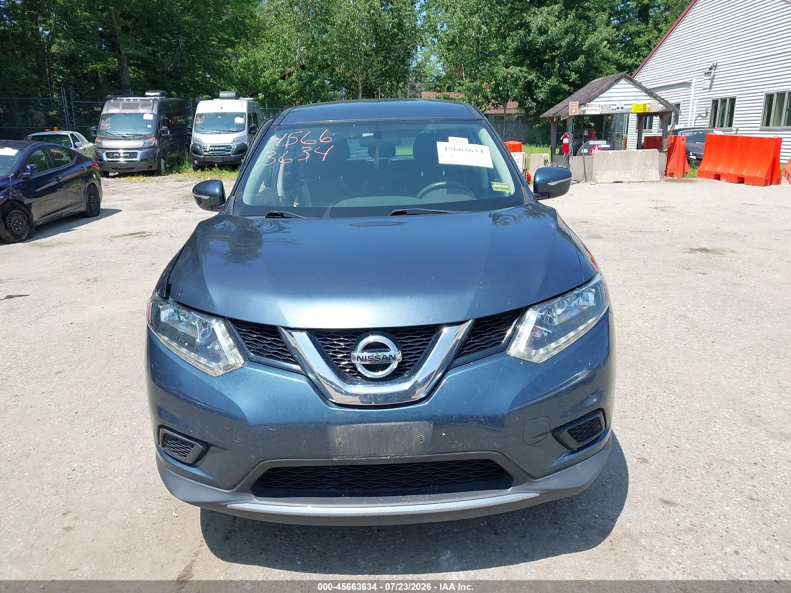 2014 Nissan Rogue S Blue vin: 5N1AT2MV8EC798858
