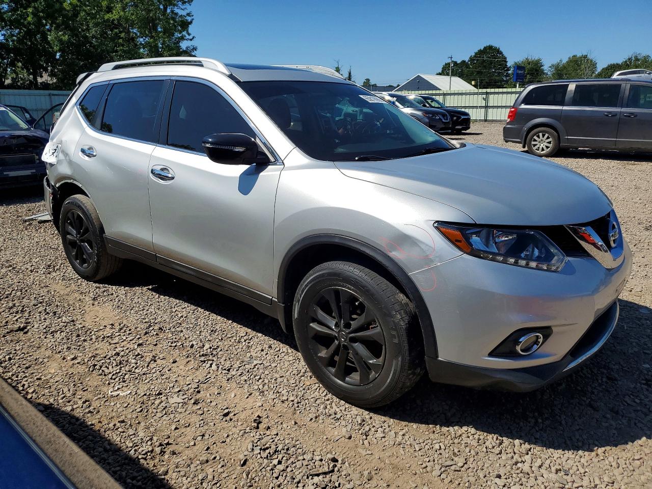 2014 Nissan Rogue S Silver vin: 5N1AT2MV8EC840686