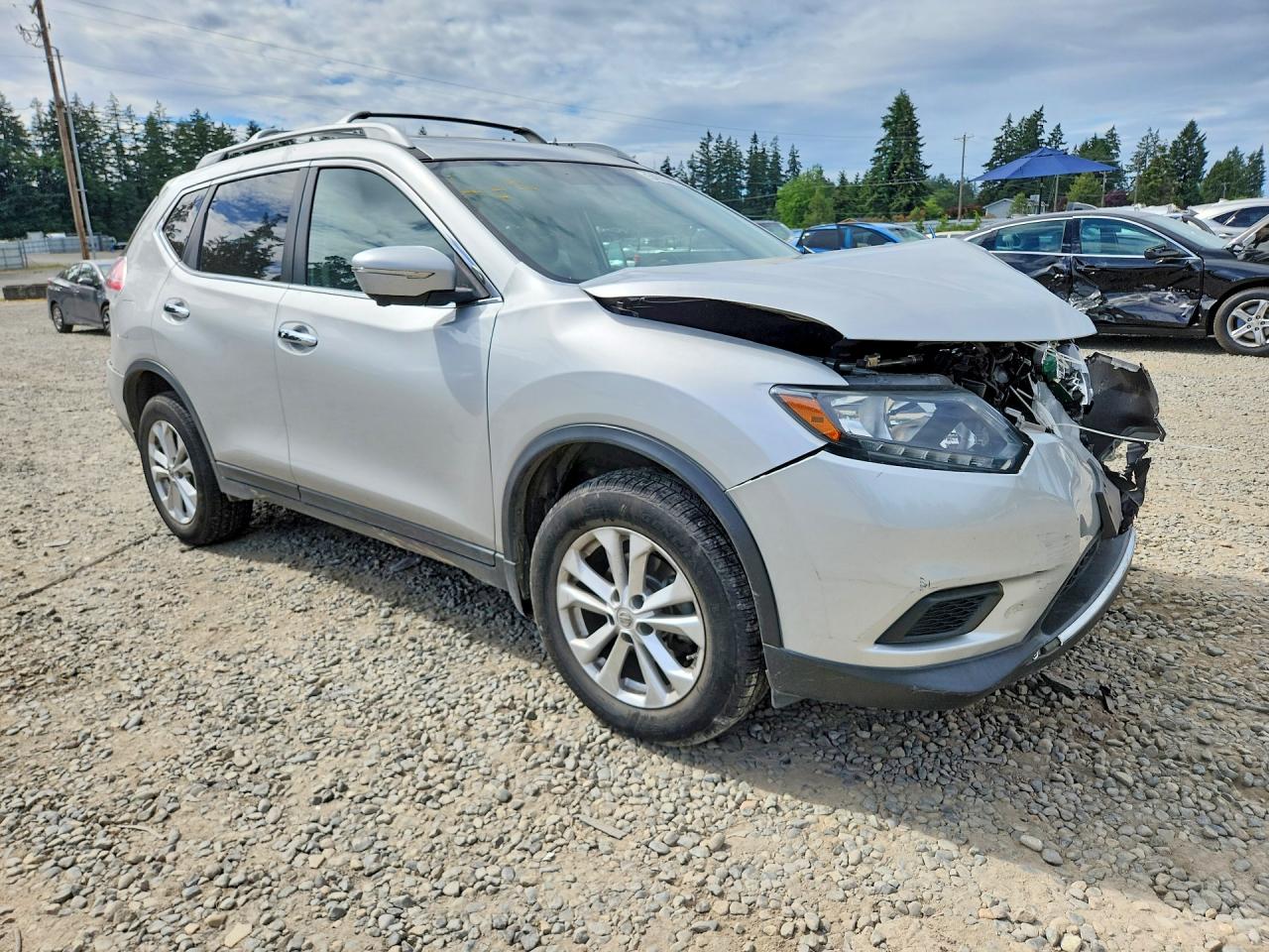 2015 Nissan Rogue Sv Silver vin: 5N1AT2MV8FC773170