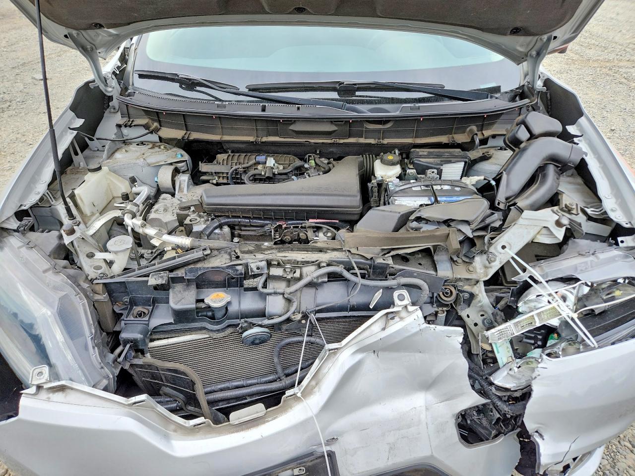 2015 Nissan Rogue Sv Silver vin: 5N1AT2MV8FC773170