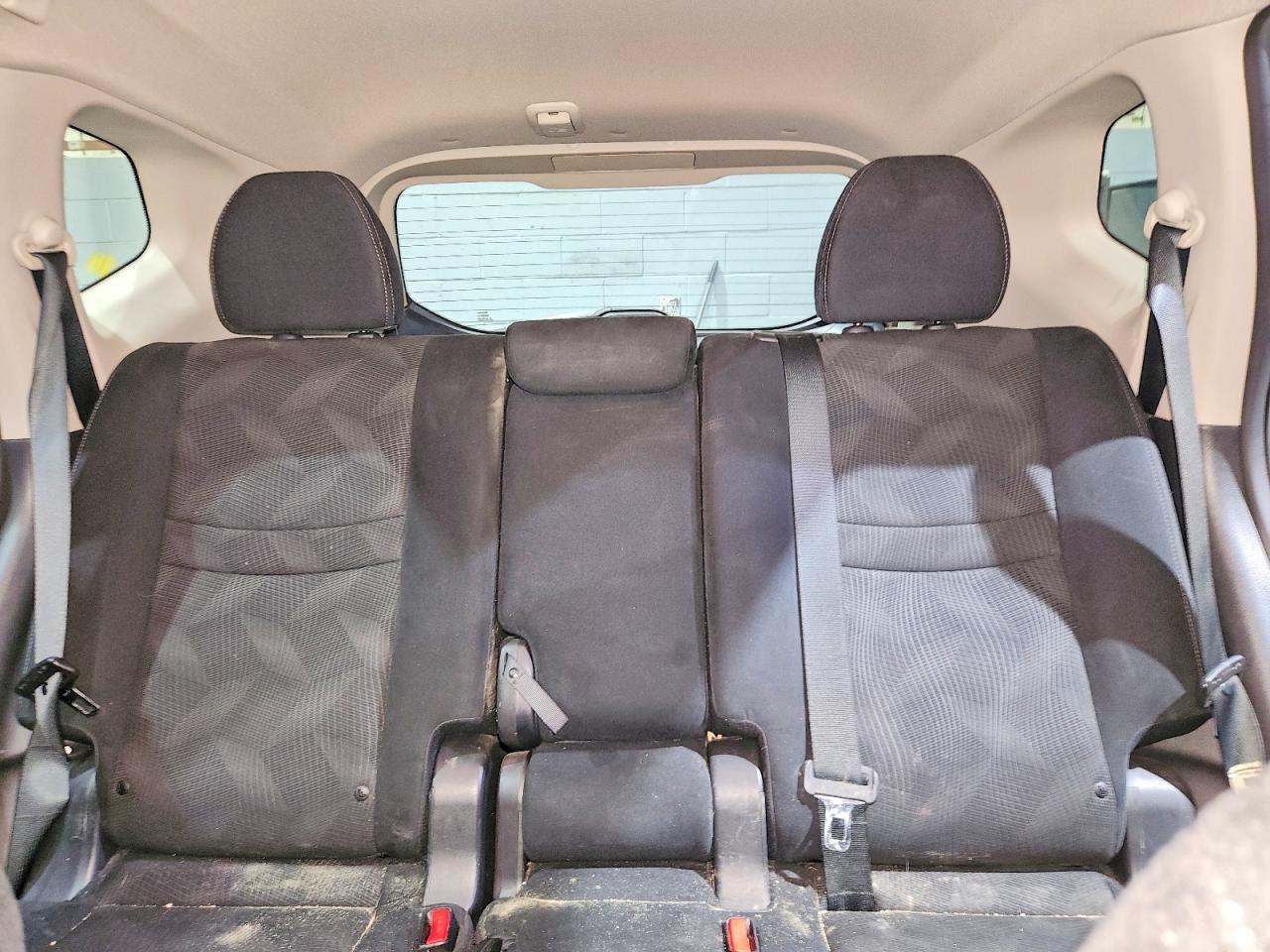 2015 Nissan Rogue Sv Gray vin: 5N1AT2MV8FC809200