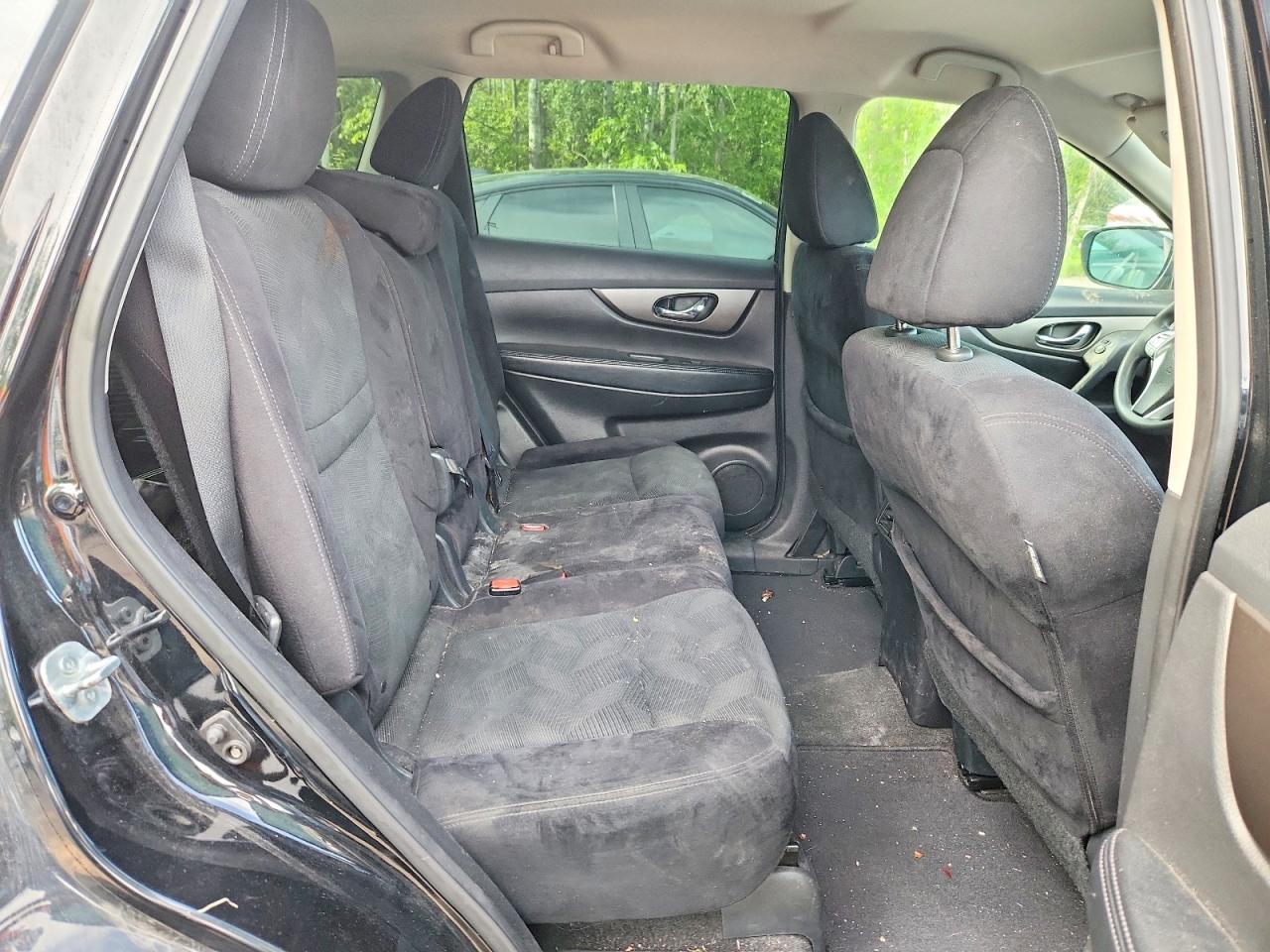 2015 Nissan Rogue S Черный vin: 5N1AT2MV8FC820522
