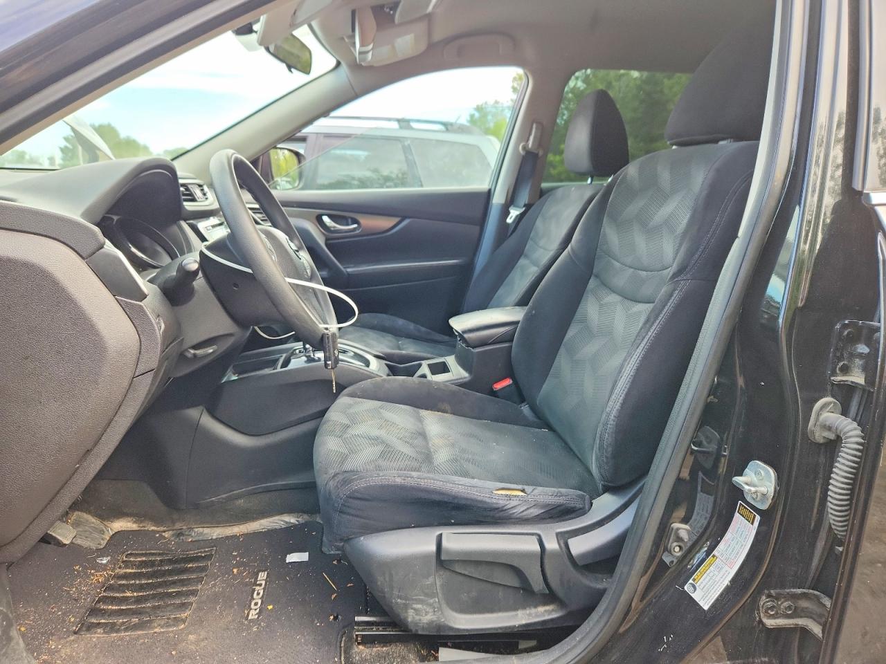2015 Nissan Rogue S Черный vin: 5N1AT2MV8FC820522