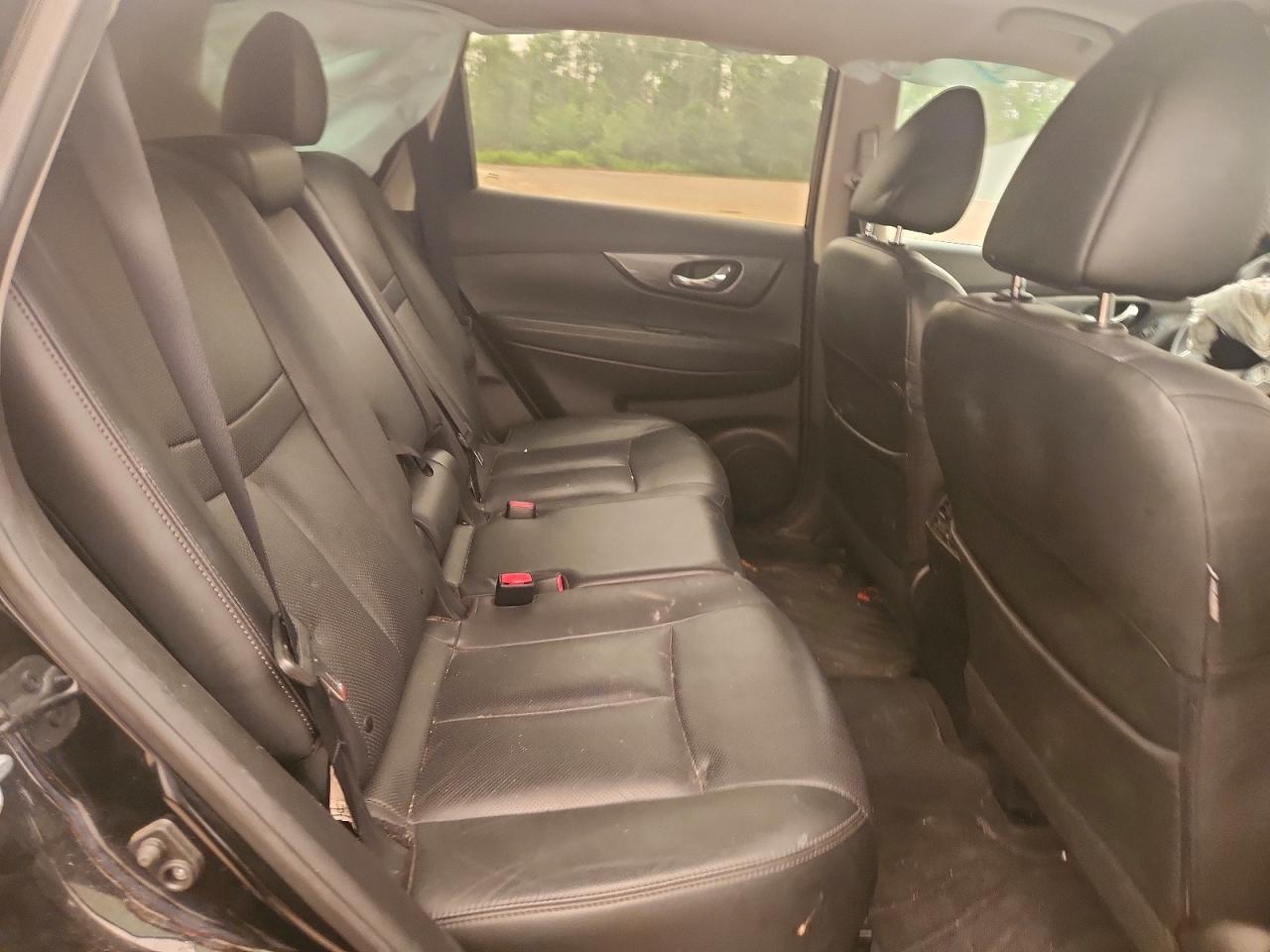 2015 Nissan Rogue S Black vin: 5N1AT2MV8FC837658