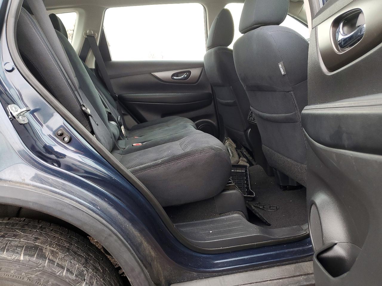 2015 Nissan Rogue S Blue vin: 5N1AT2MV8FC841760