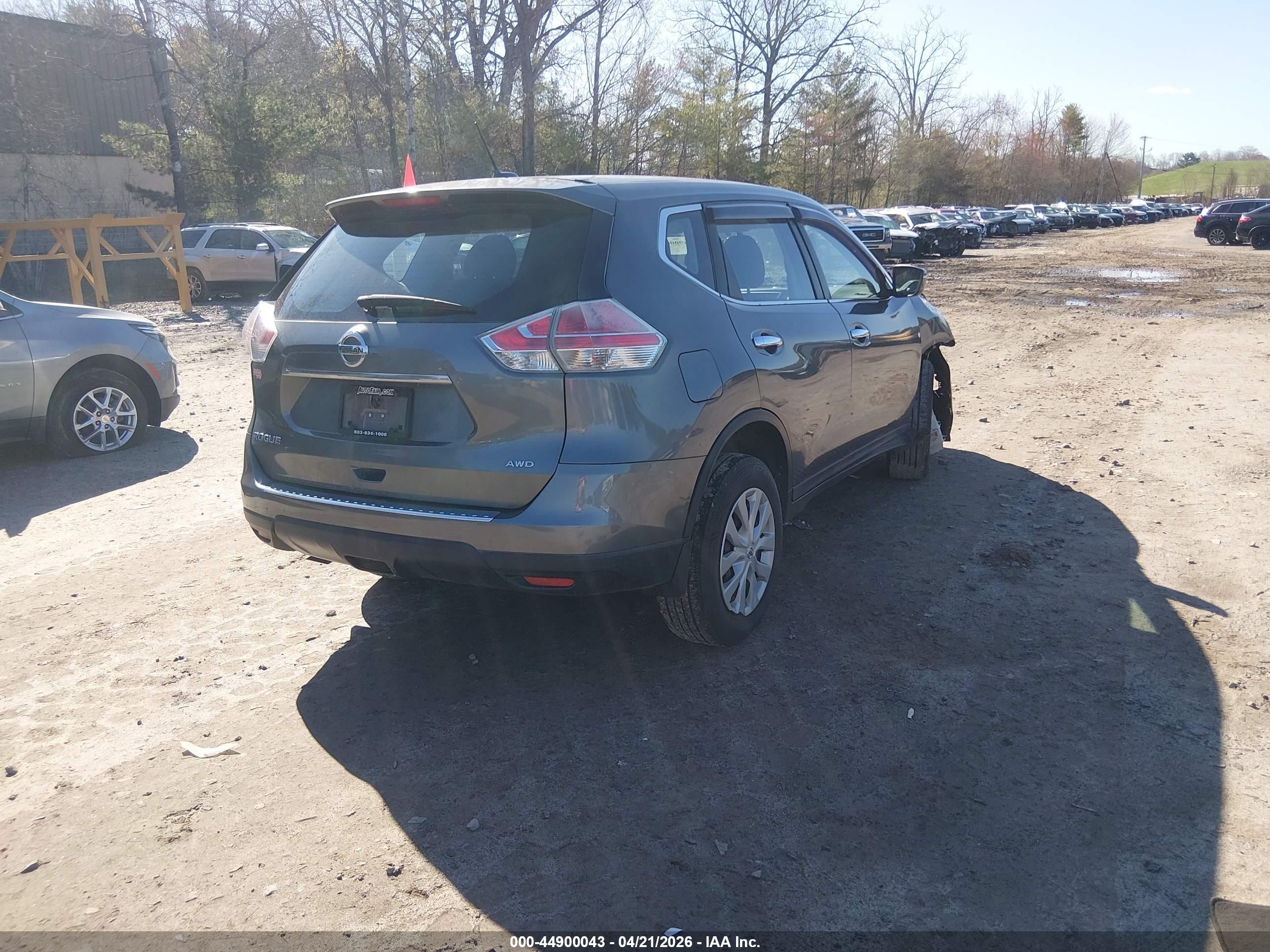 2015 Nissan Rogue S Серый vin: 5N1AT2MV8FC851110