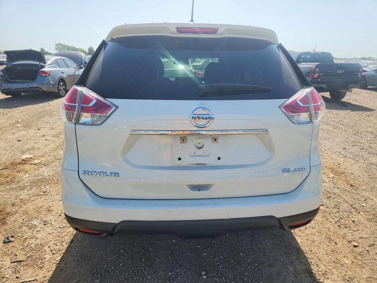2015 Nissan Rogue Sl Белый vin: 5N1AT2MV8FC862253