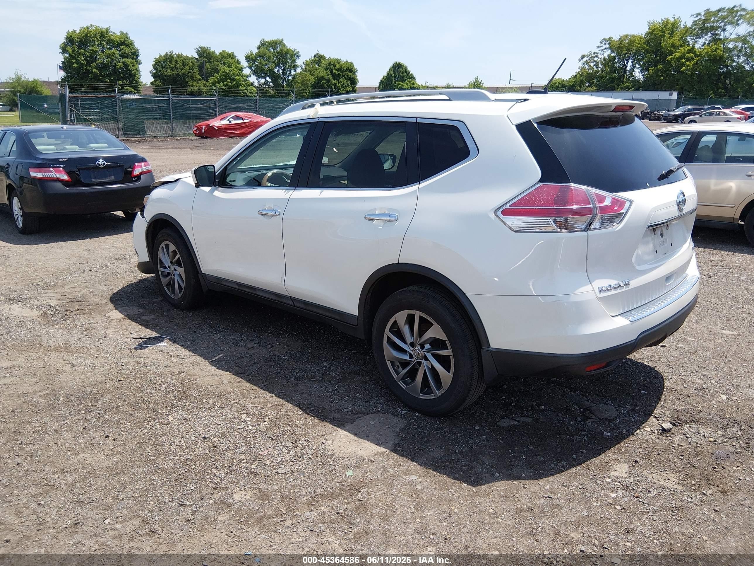2015 Nissan Rogue Sl Белый vin: 5N1AT2MV8FC872782