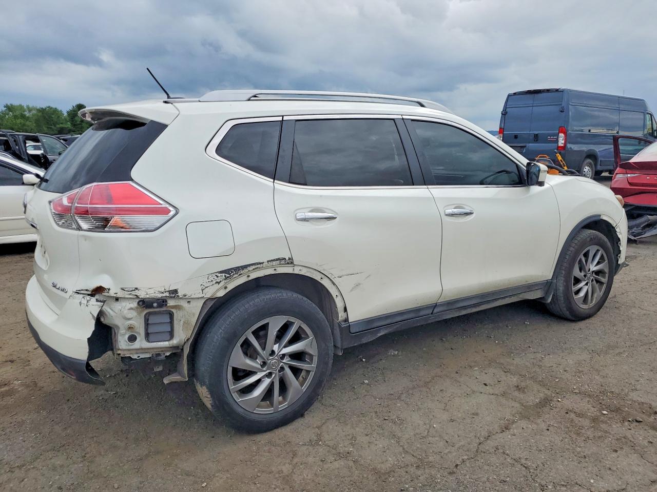 2015 Nissan Rogue Sl White vin: 5N1AT2MV8FC888268