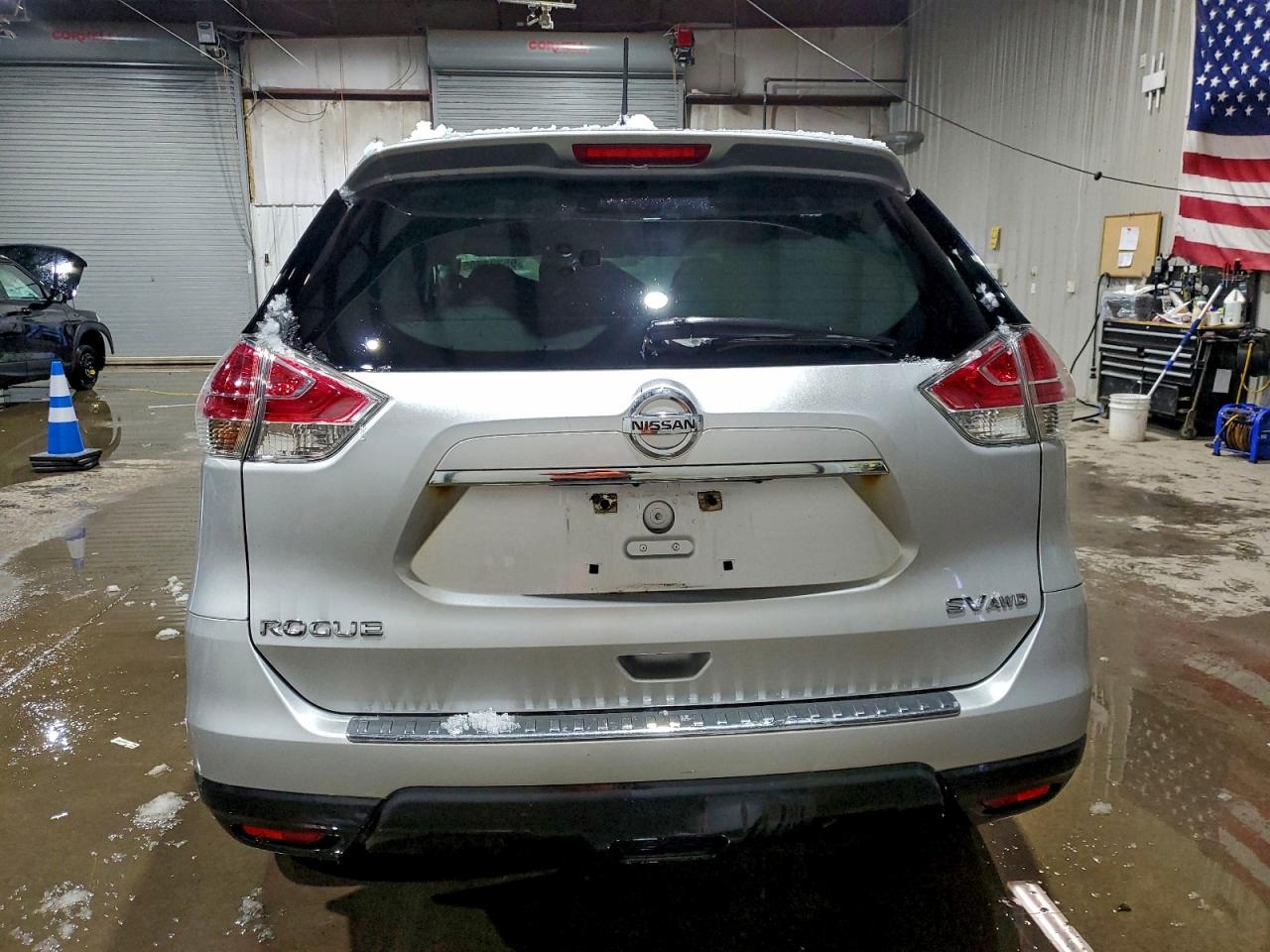 2015 Nissan Rogue Sv Silver vin: 5N1AT2MV8FC913590