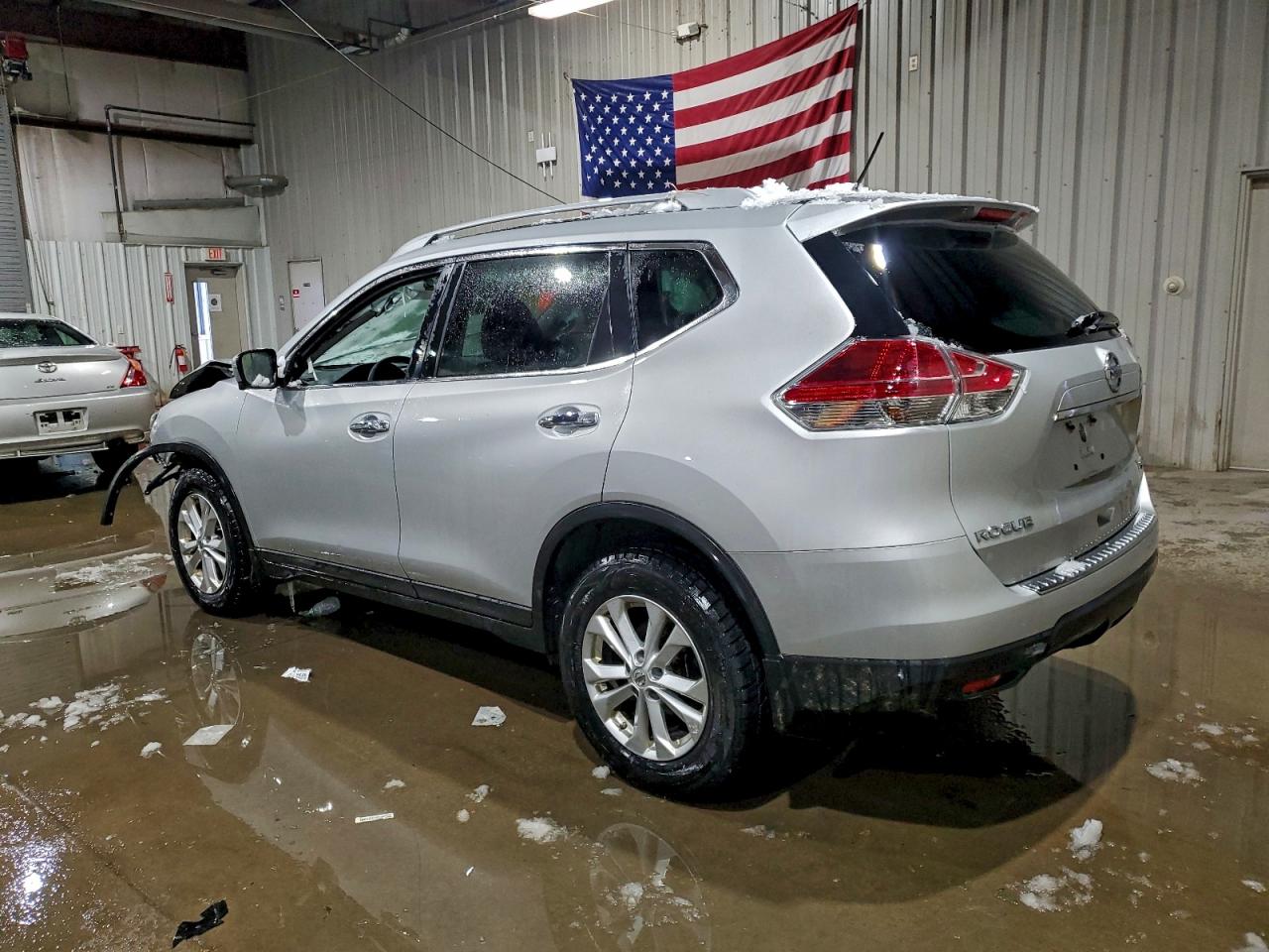 2015 Nissan Rogue Sv Silver vin: 5N1AT2MV8FC913590