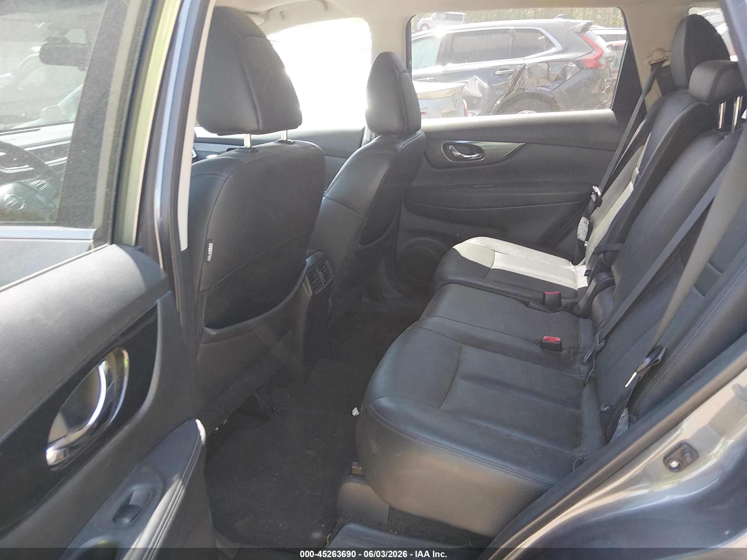 2015 Nissan Rogue Sl Серый vin: 5N1AT2MV8FC915856