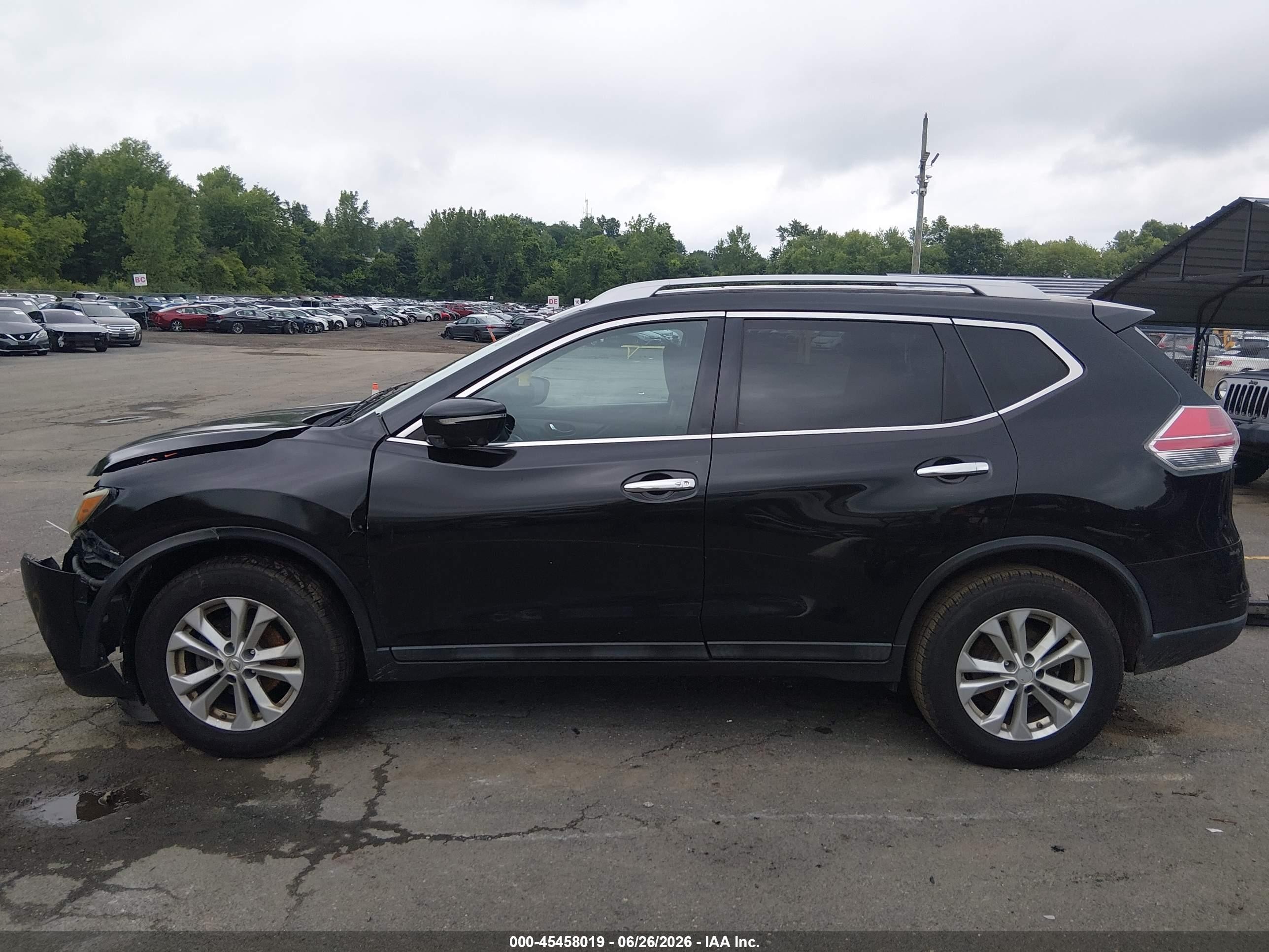 2015 Nissan Rogue Sv Черный vin: 5N1AT2MV8FC924606