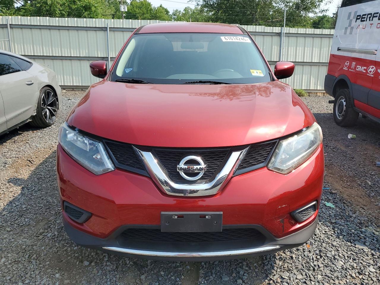 2016 Nissan Rogue S Maroon vin: 5N1AT2MV8GC916670