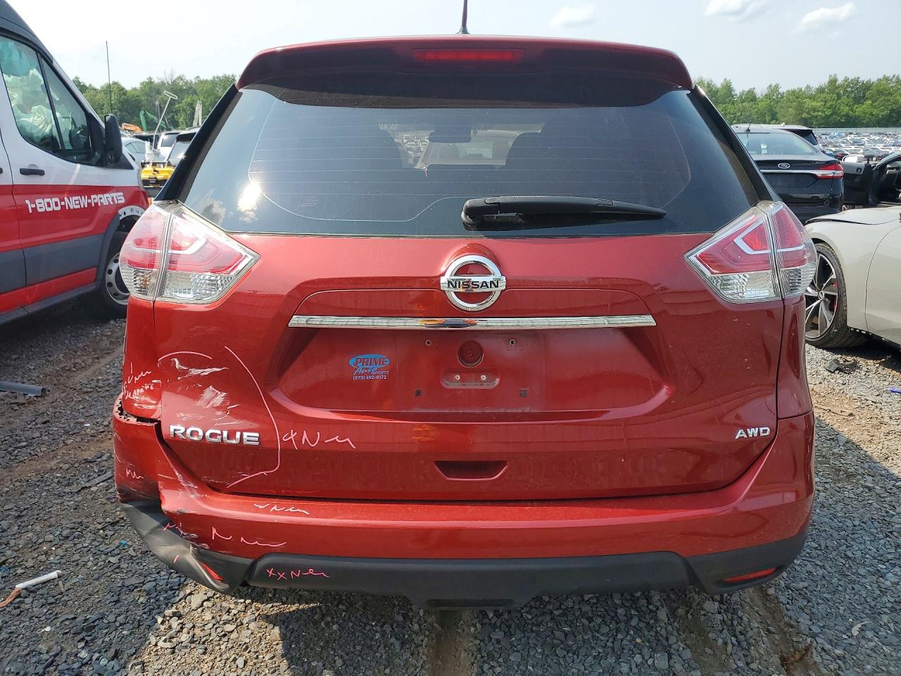 2016 Nissan Rogue S Maroon vin: 5N1AT2MV8GC916670